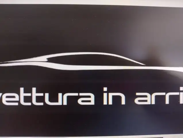 Volkswagen Tiguan 2.0 tdi Life 122cv Fattura IVA Esp.