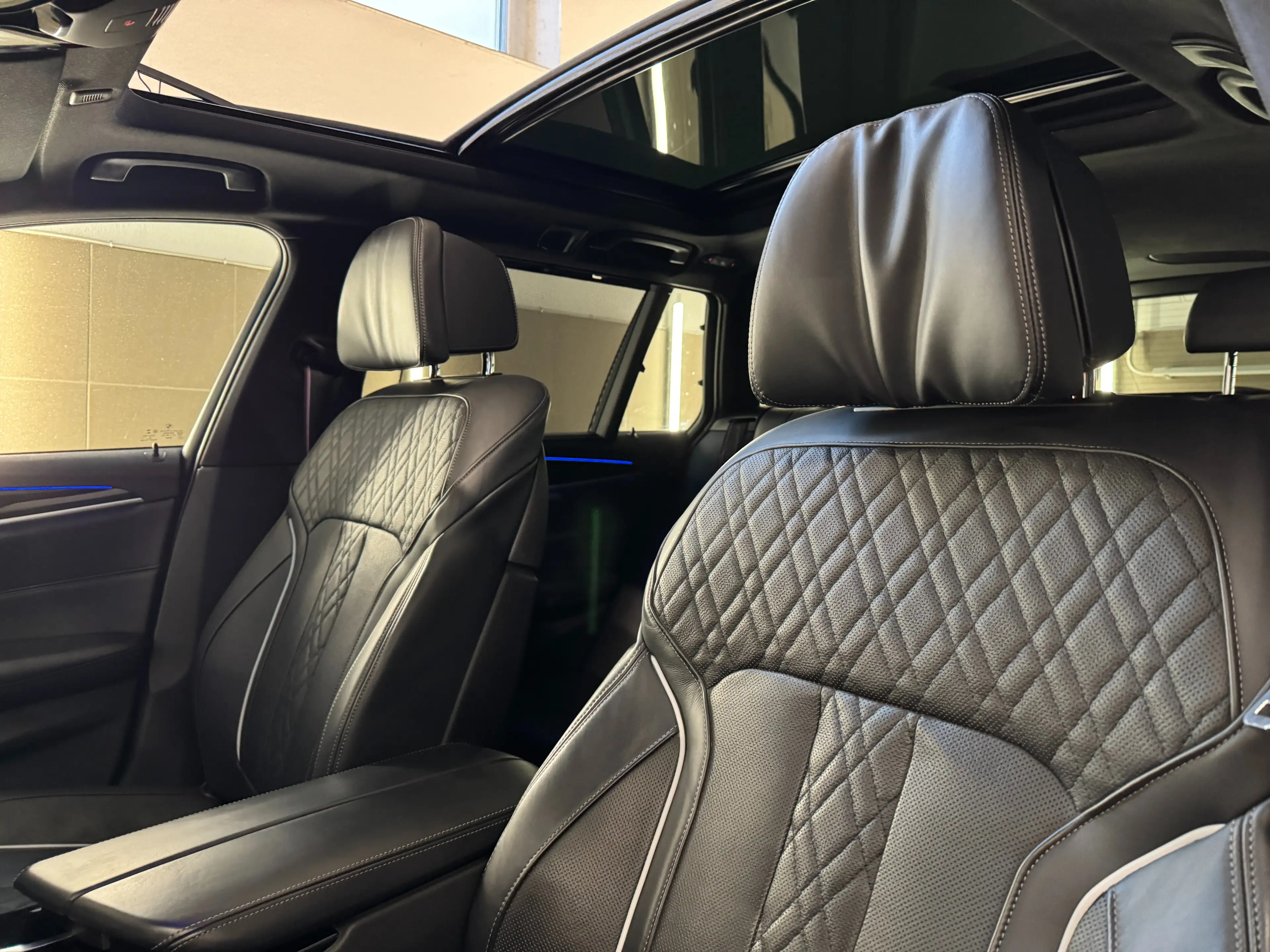 BMW M550 M550d xDrive M-Performance/Massage/Individual/VOLL — photo 13