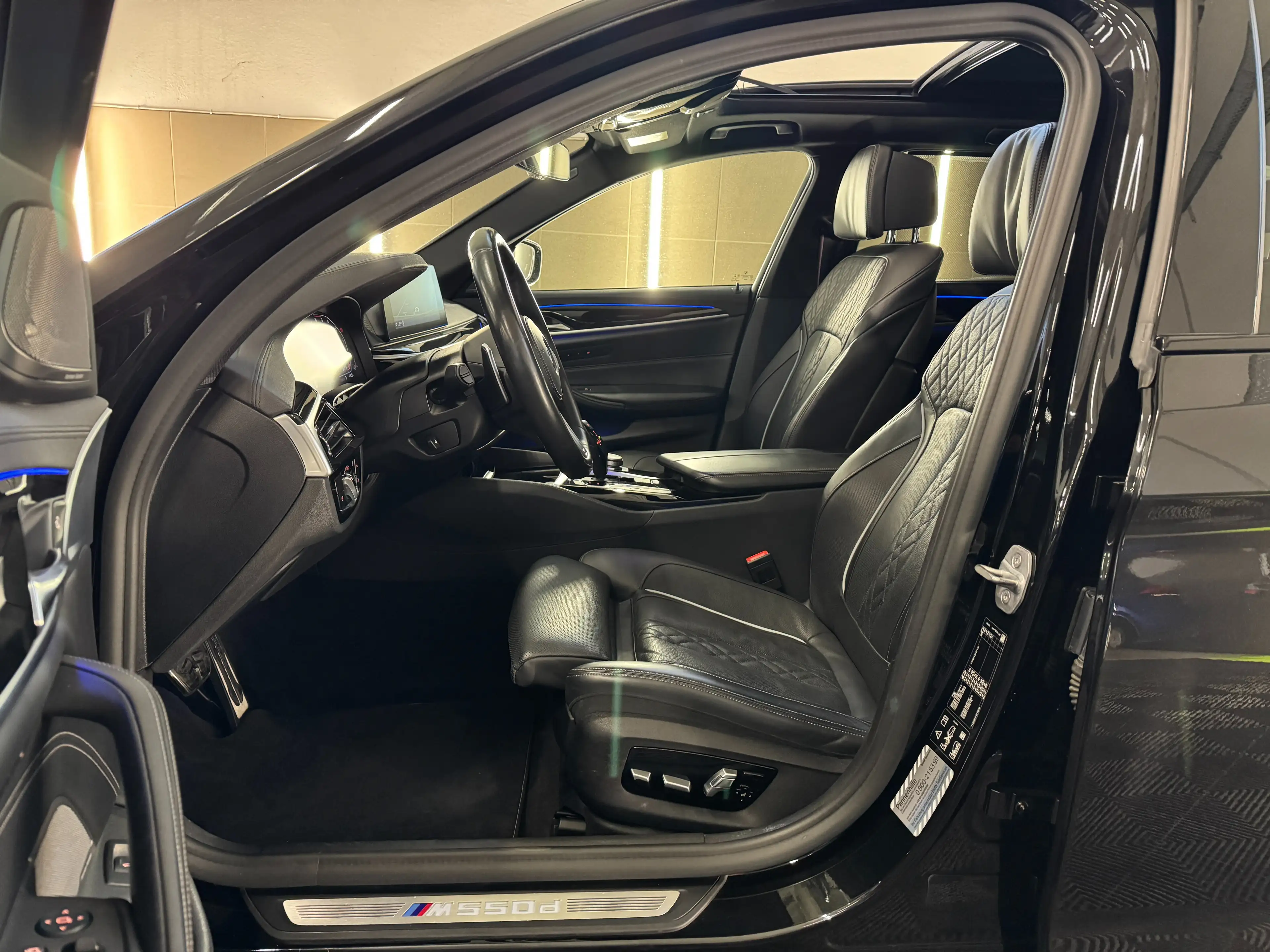 BMW M550 M550d xDrive M-Performance/Massage/Individual/VOLL — photo 11