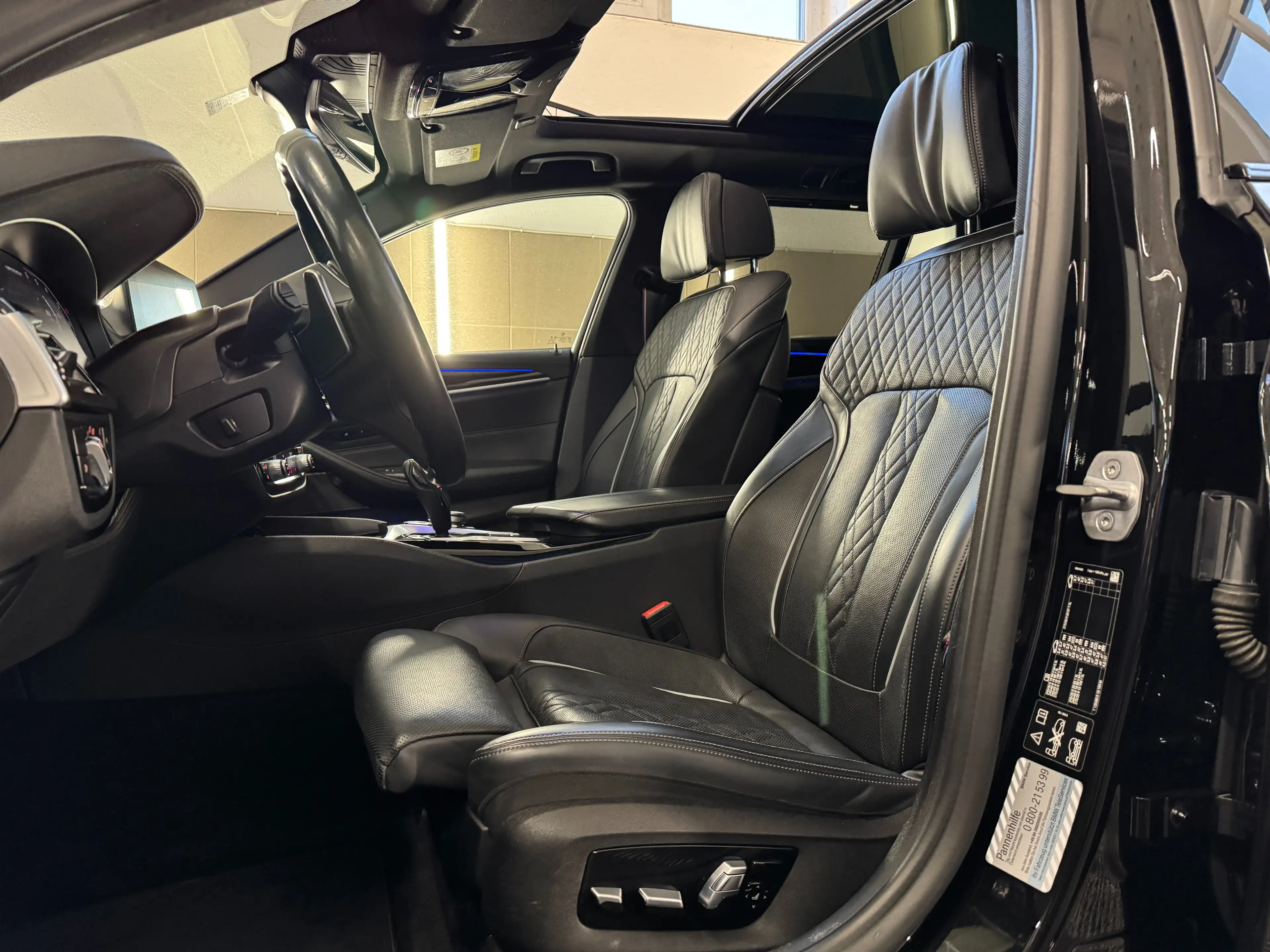 BMW M550 M550d xDrive M-Performance/Massage/Individual/VOLL — photo 12