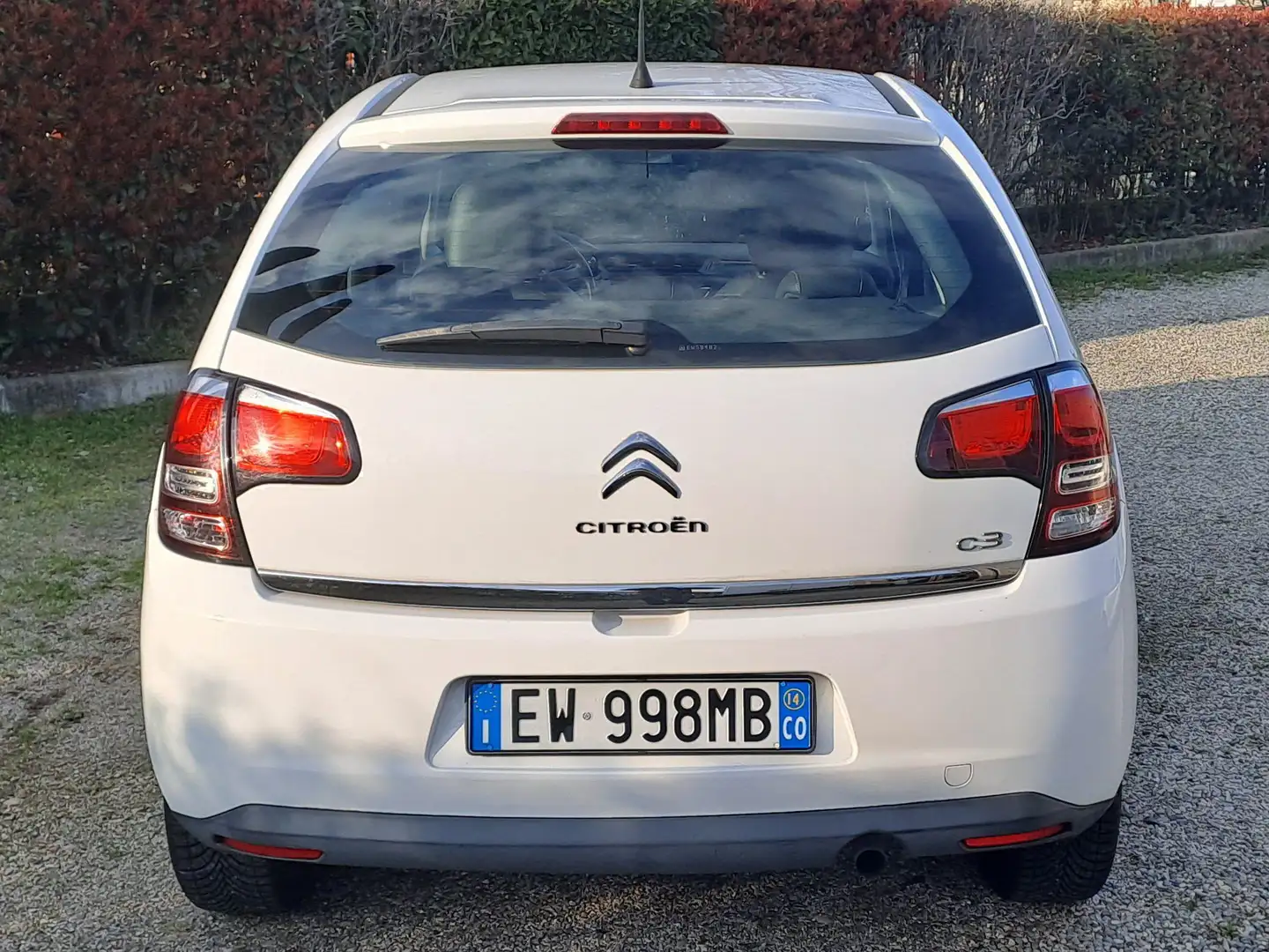 Citroen C3 C3 1.2 vti Vanity Fair 10 82cv Bianco - 2