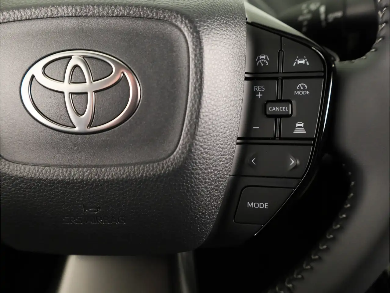 Toyota C-HR 2026 — фото 17