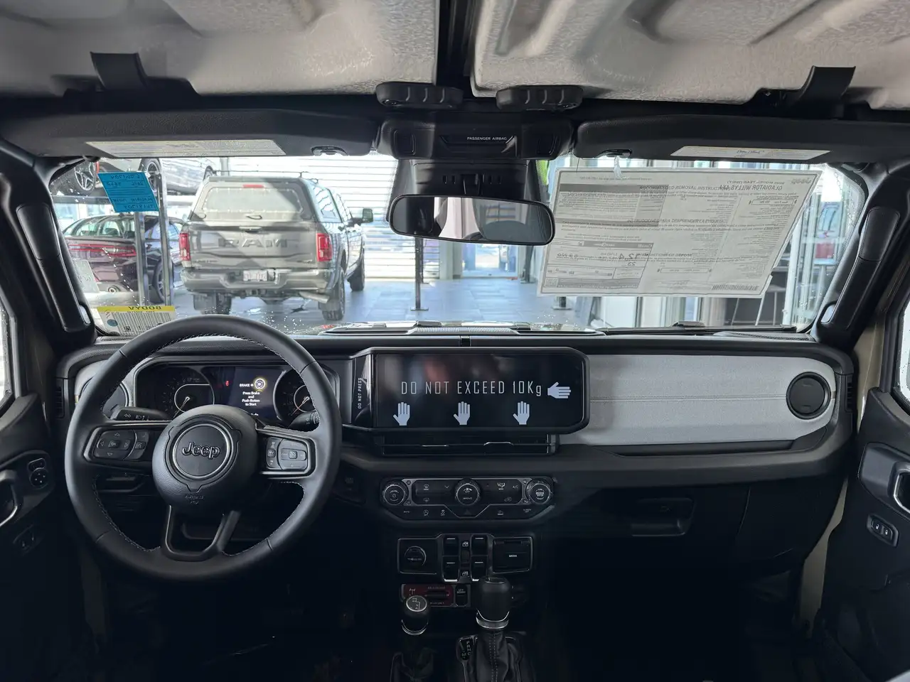 Jeep Gladiator снимка Jeep Gladiator