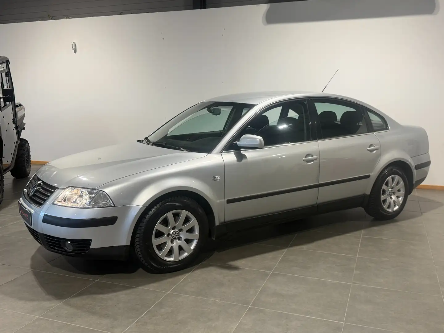 Volkswagen Passat Passat 1.9 TDI - 130 4Motion Argent - 2
