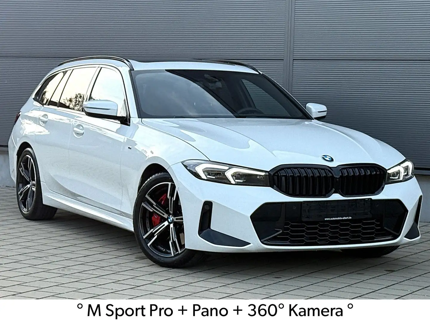 BMW 320 i Tour. M Sport Pro*Pano*DriveAsist*360°* Weiß - 1