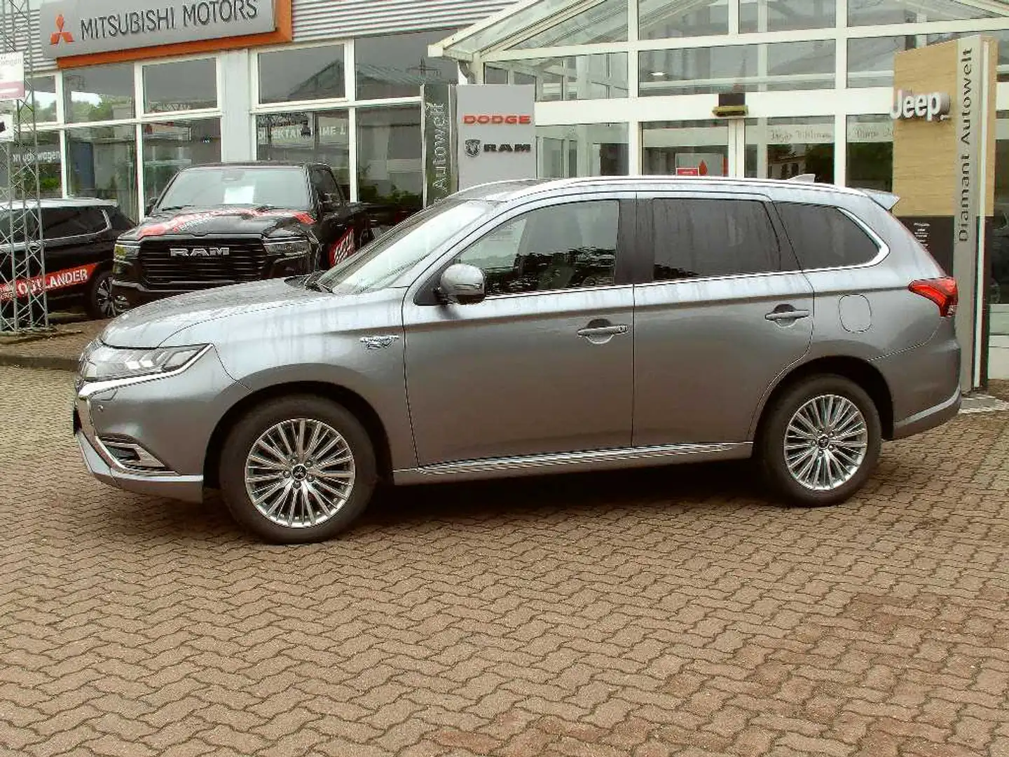 Mitsubishi Outlander Outlander Plug-in Hybrid TOP Navi 2.4 MIVEC 4WD Grigio - 2