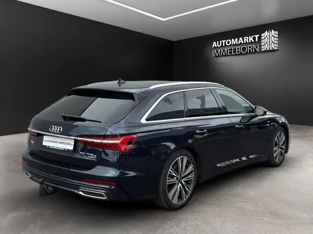 Audi A6 view 6