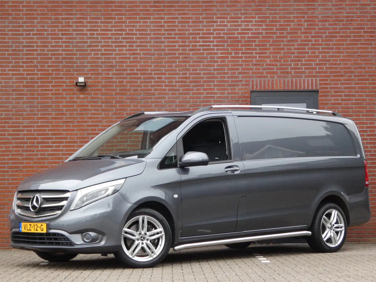 Mercedes-Benz Vito 119 CDI Lang LED/LEER/Camera/Trekhaak Grigio - 1