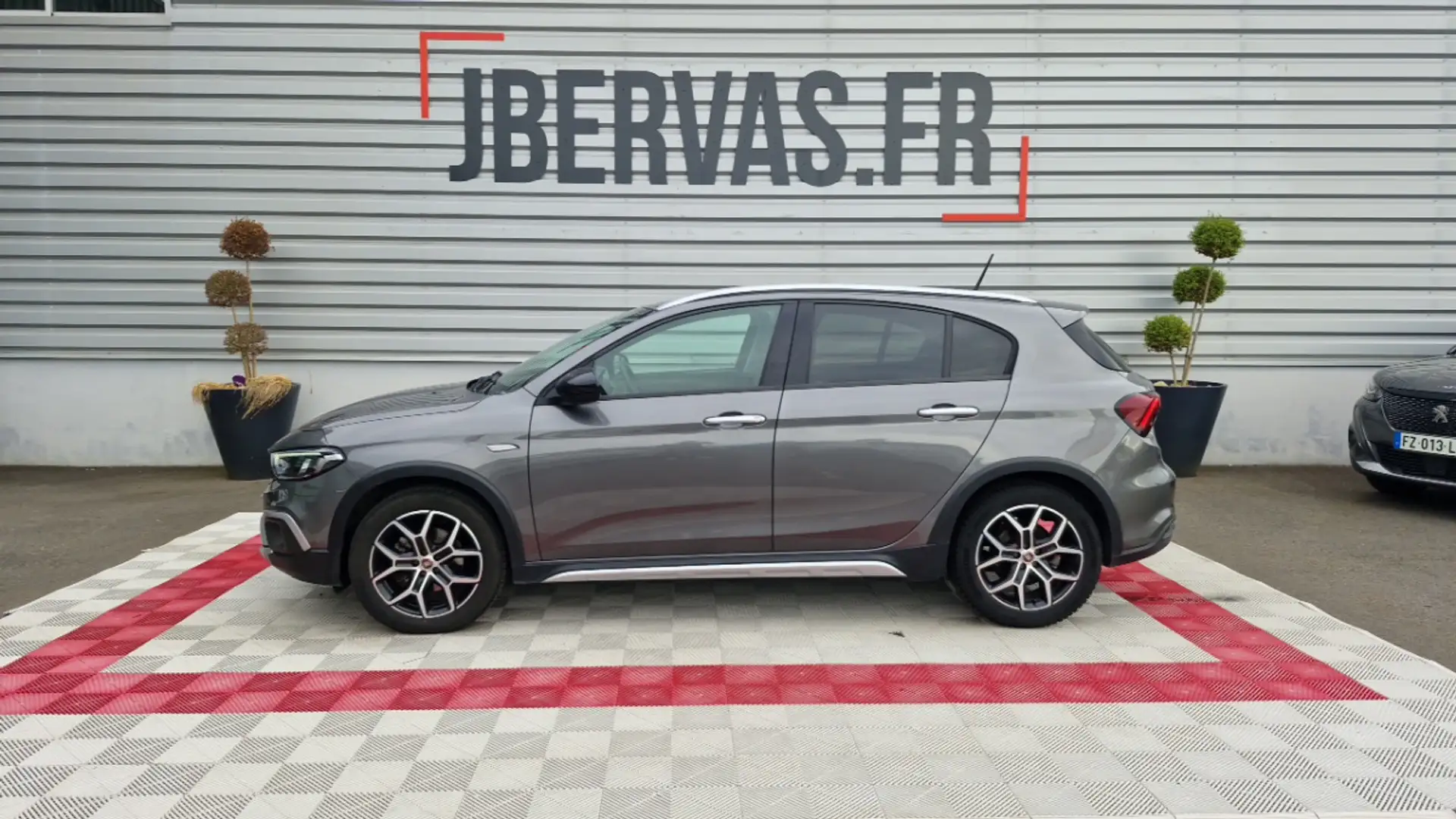 Fiat Tipo CROSS 5 PORTES MY21 1.6 MULTIJET 130 CH SS PLUS - 1