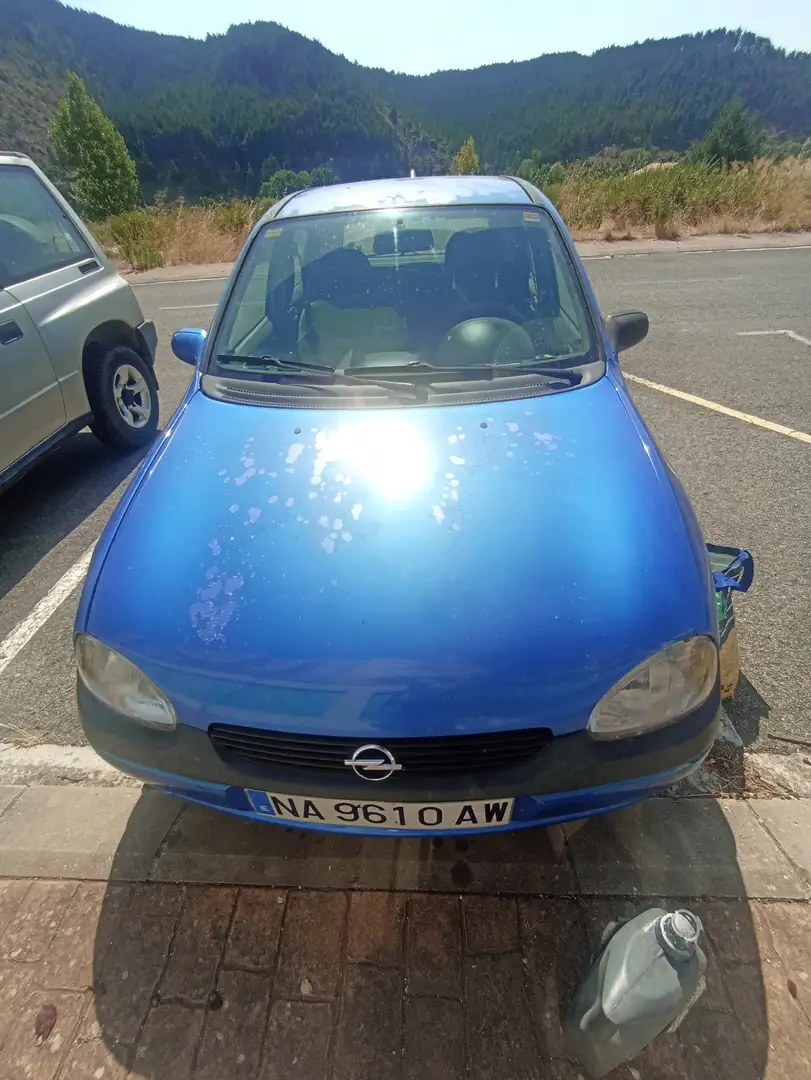 Opel Corsa 1.4 16v Sport - 2