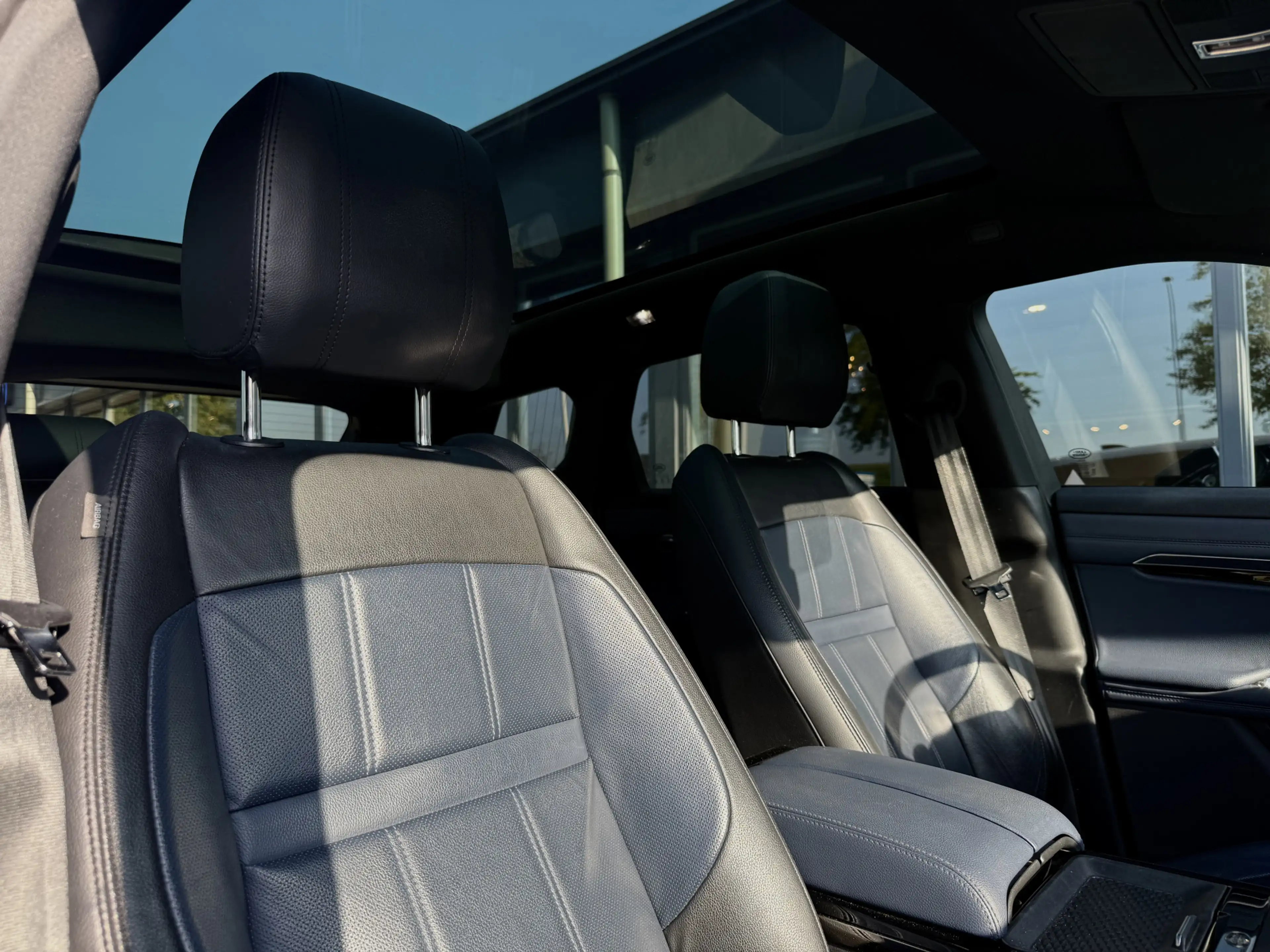 Land Rover Range Rover Evoque 2.0 P200 AWD R-Dynamic S Pano — photo 25