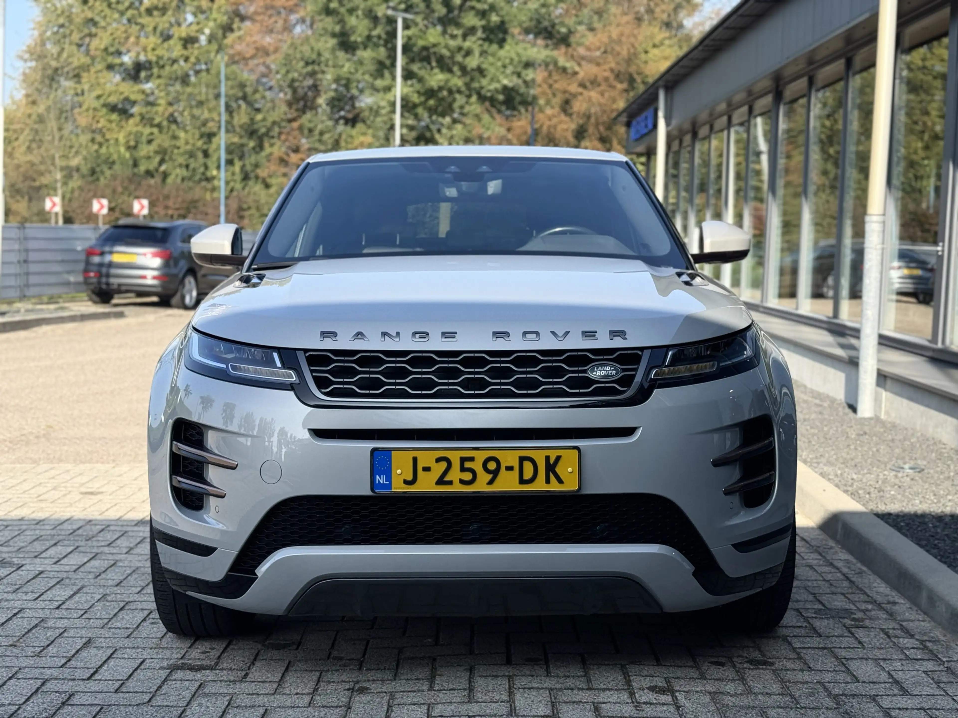 Land Rover Range Rover Evoque 2.0 P200 AWD R-Dynamic S Pano — photo 6