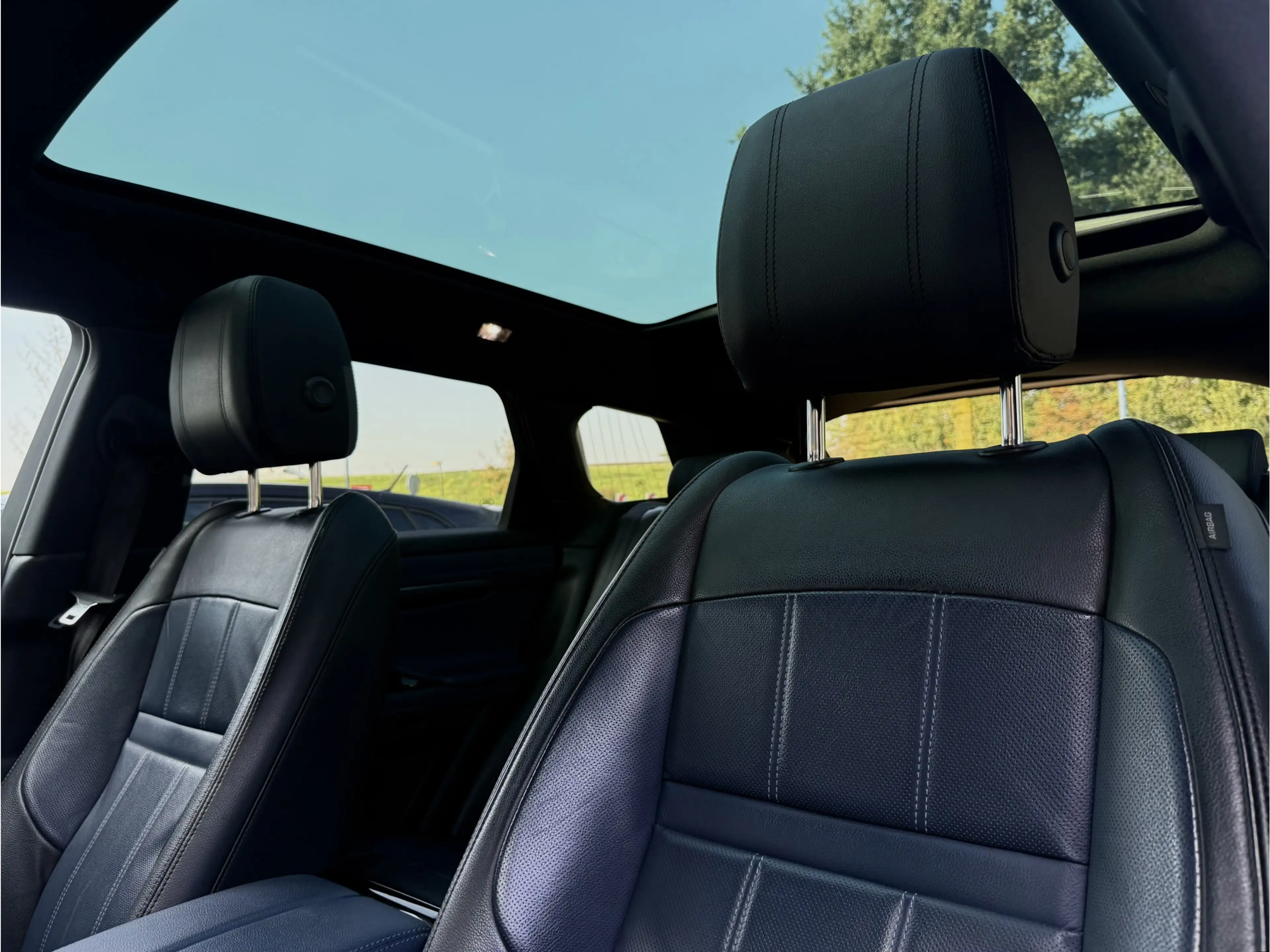Land Rover Range Rover Evoque 2.0 P200 AWD R-Dynamic S Pano — photo 13