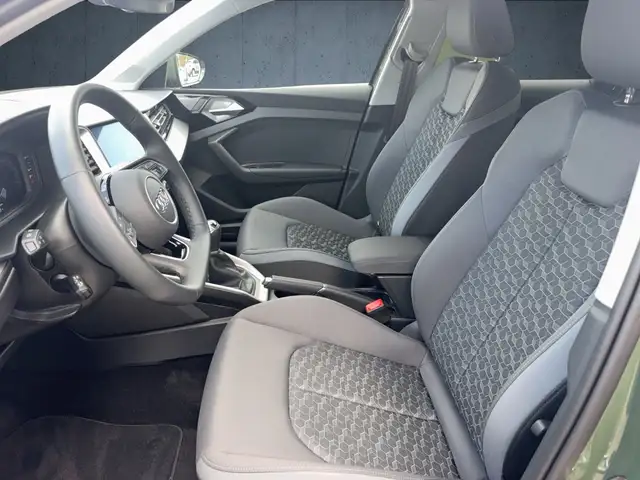 Audi A1 view 9
