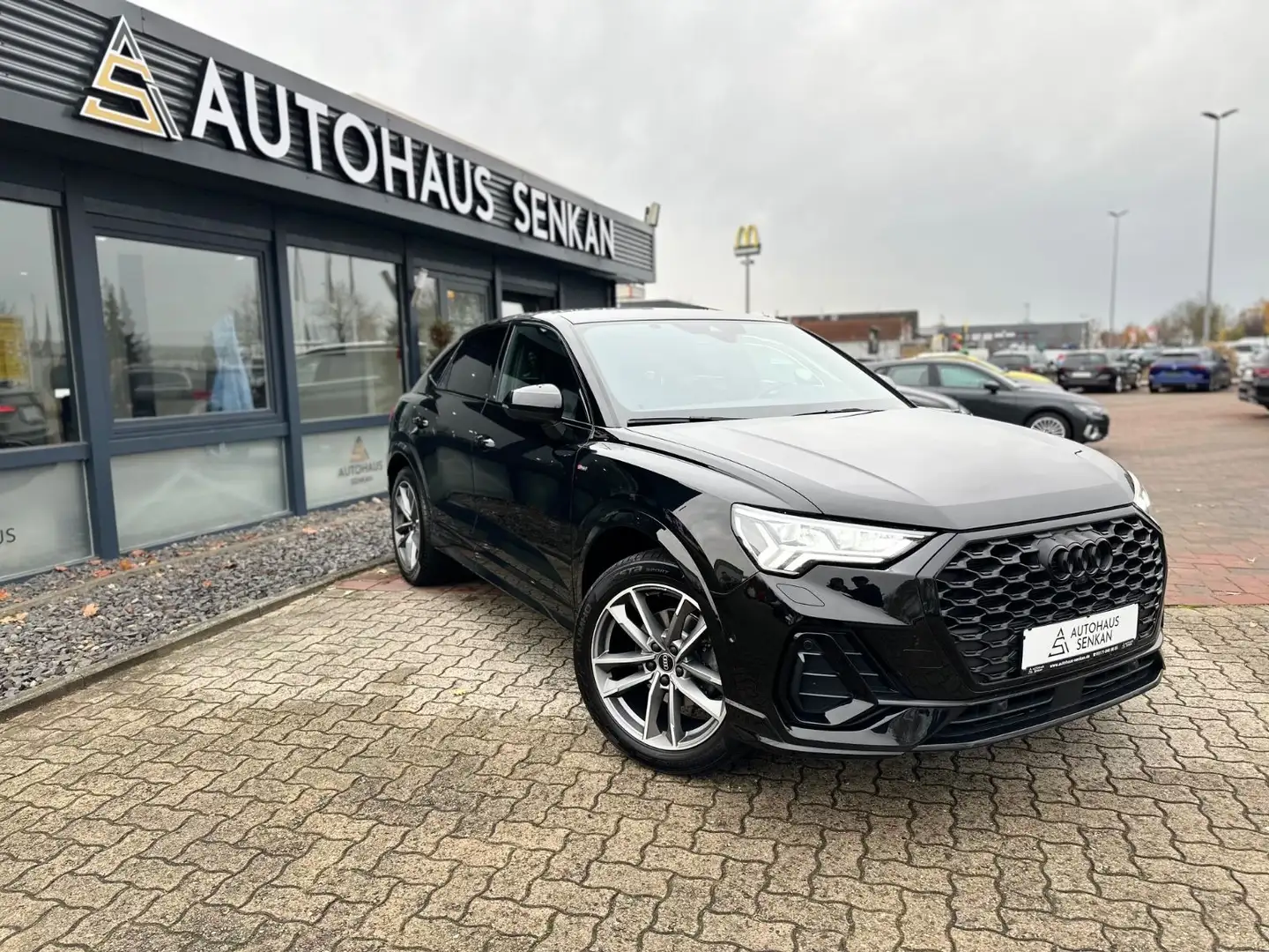 Audi Q3 35 TDI Sportback S-LINE*PANO*SONOS*VIRTUAL* Schwarz - 1