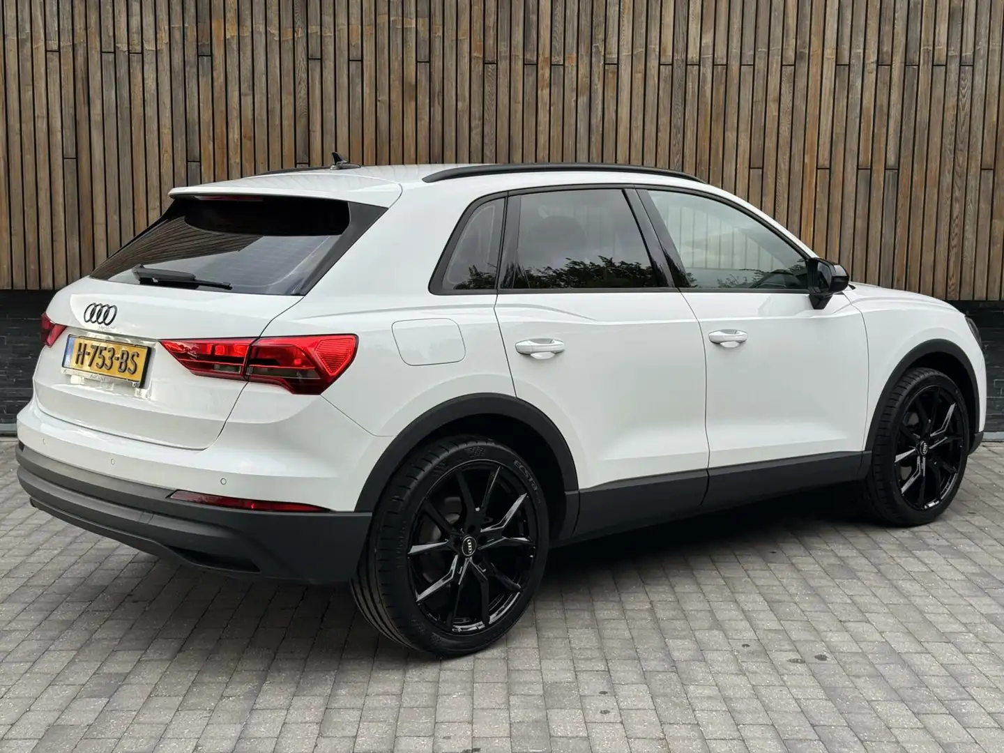 Audi Q3 35 TFSI Pro Line Automaat 150pk | Climate control Weiß - 2