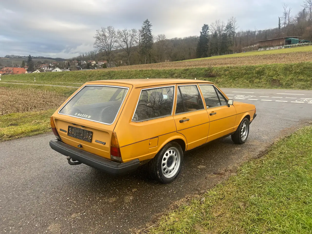 Volkswagen Passat Variant. Kombi Oldtimer, foto 4