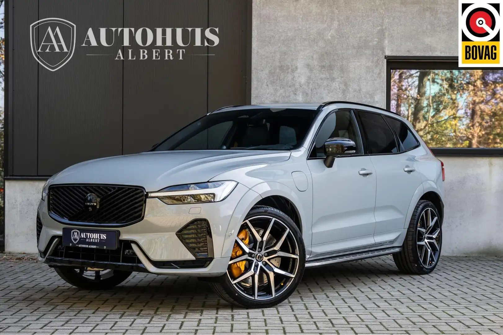 Volvo XC60 2.0 T8 AWD Polestar Engineered B&W Alle opties! Grau - 1