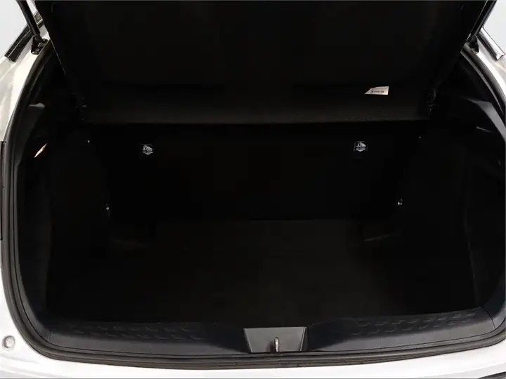 Toyota C-HR 125H Advance Connect 2023, foto 10