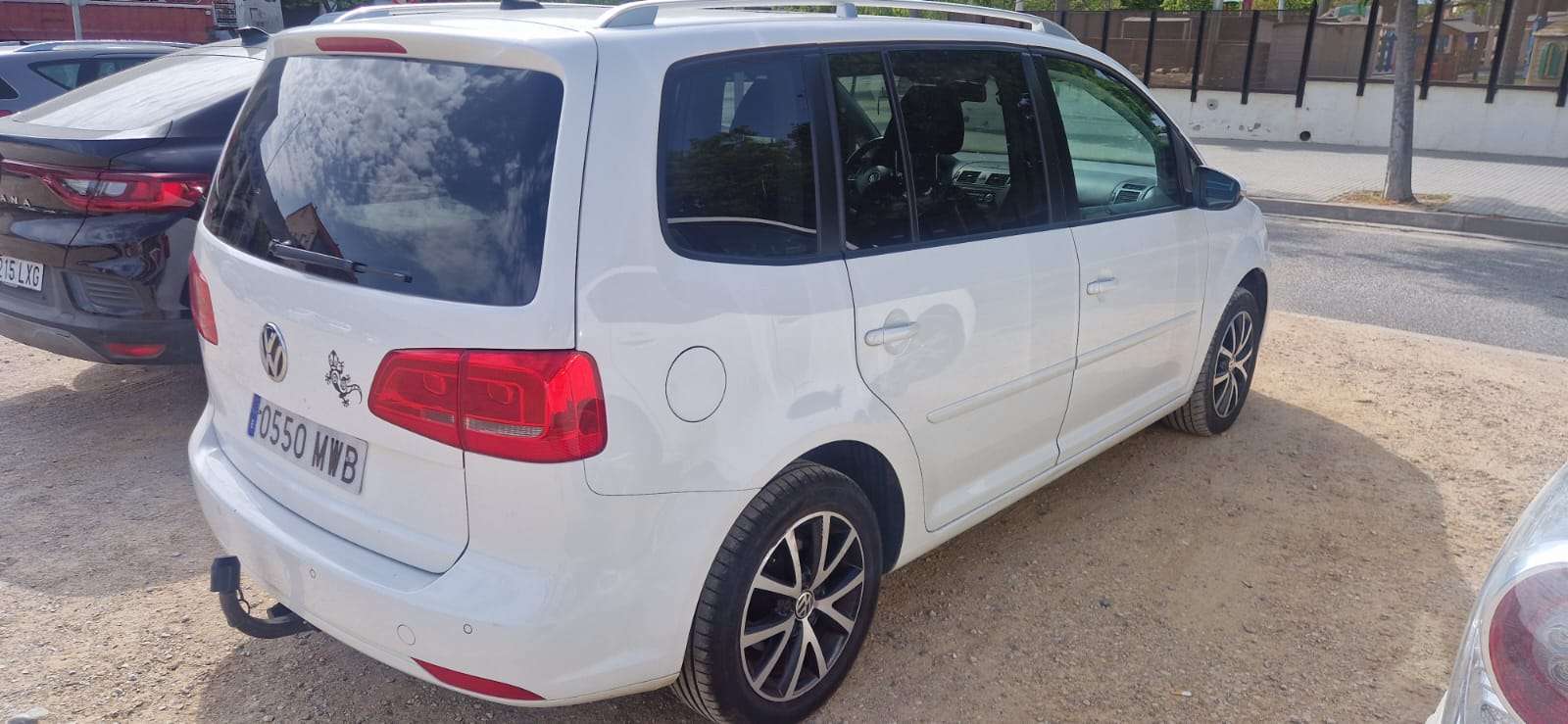 Volkswagen Touran Touran 2.0TDI Advance DSG Advance - foto 1