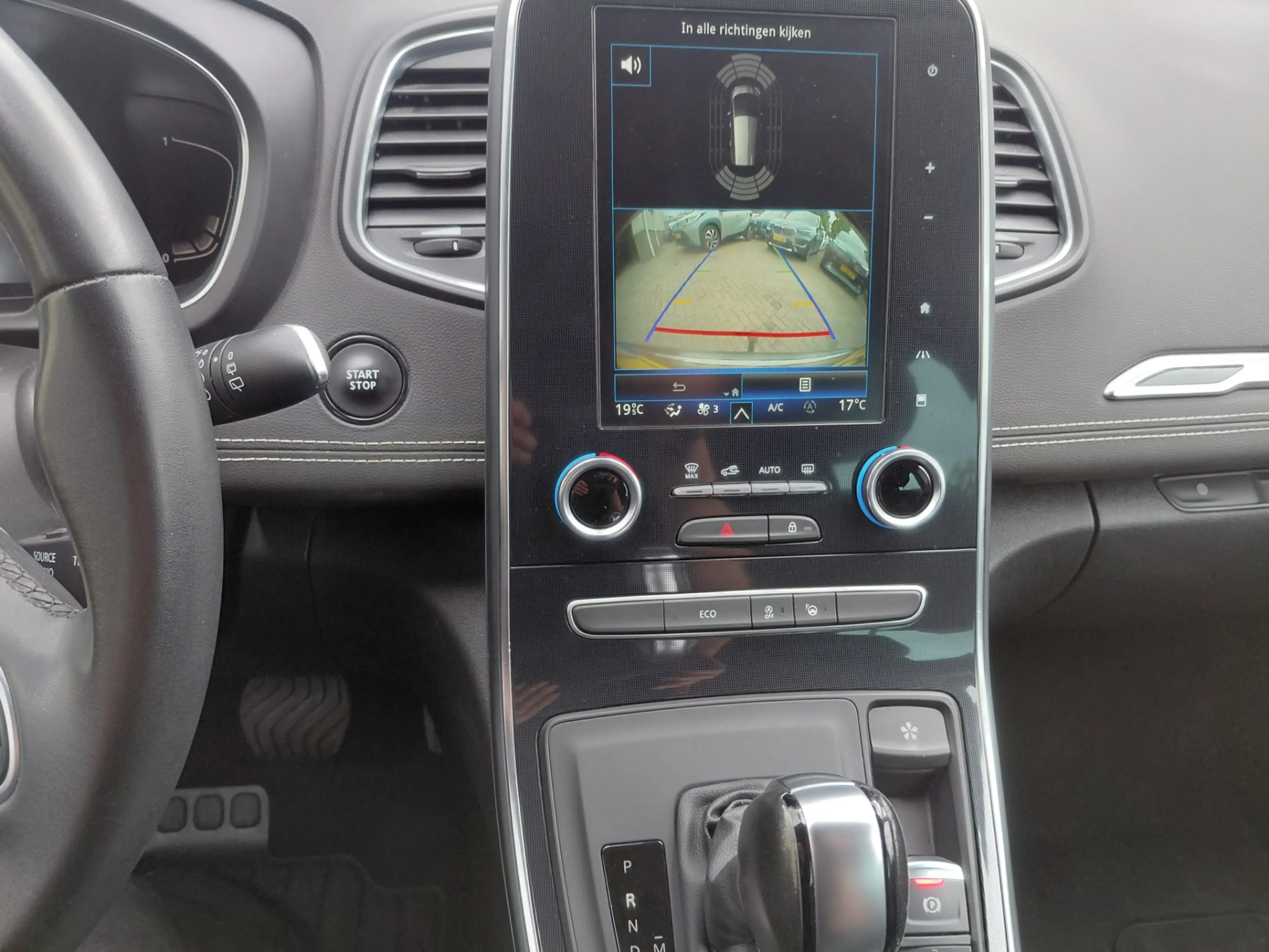 Renault Grand Scenic 7P 1.3 TCe Bose. — photo 9