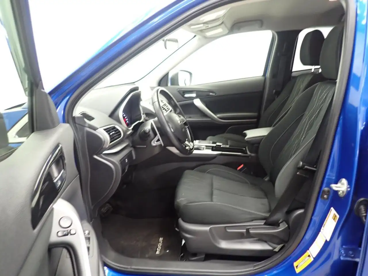Mitsubishi Eclipse Cross photo Mitsubishi Eclipse Cross