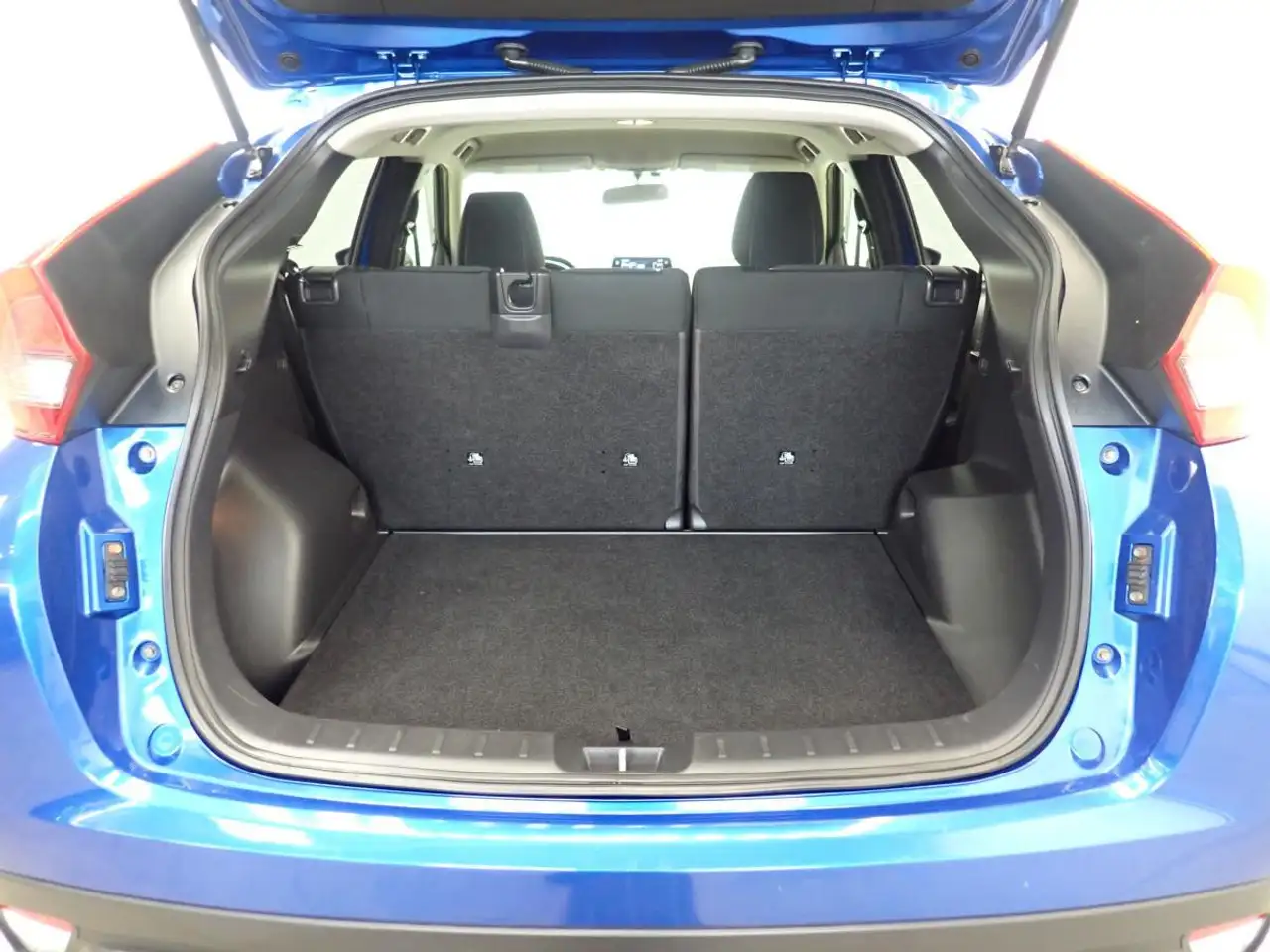 Mitsubishi Eclipse Cross photo Mitsubishi Eclipse Cross