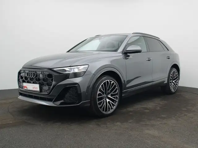 Audi Q8 view 2
