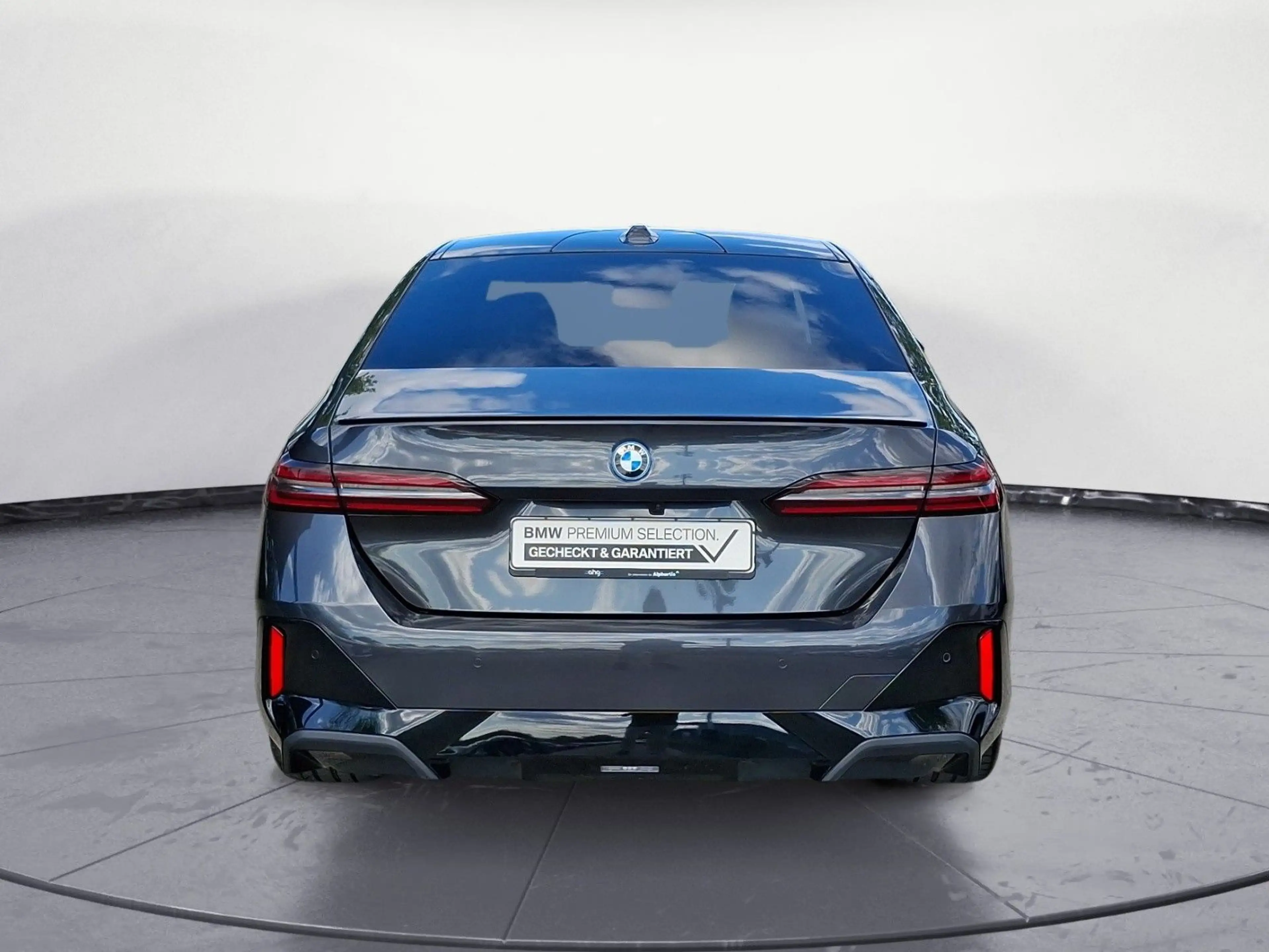 BMW 550 e xDrive M Sport Pro ACC 360° HiFi Head-Up — photo 6