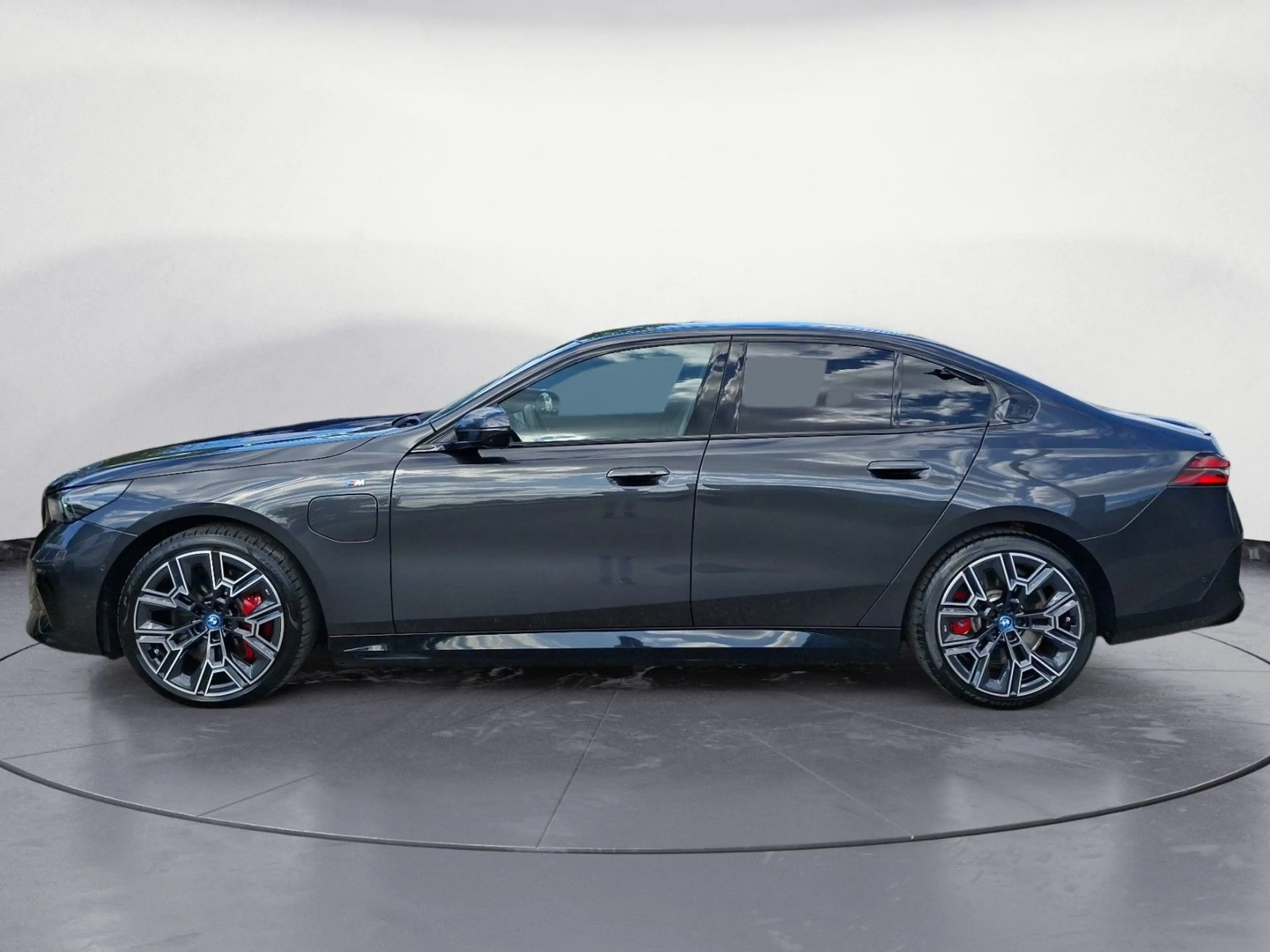 BMW 550 e xDrive M Sport Pro ACC 360° HiFi Head-Up — photo 4