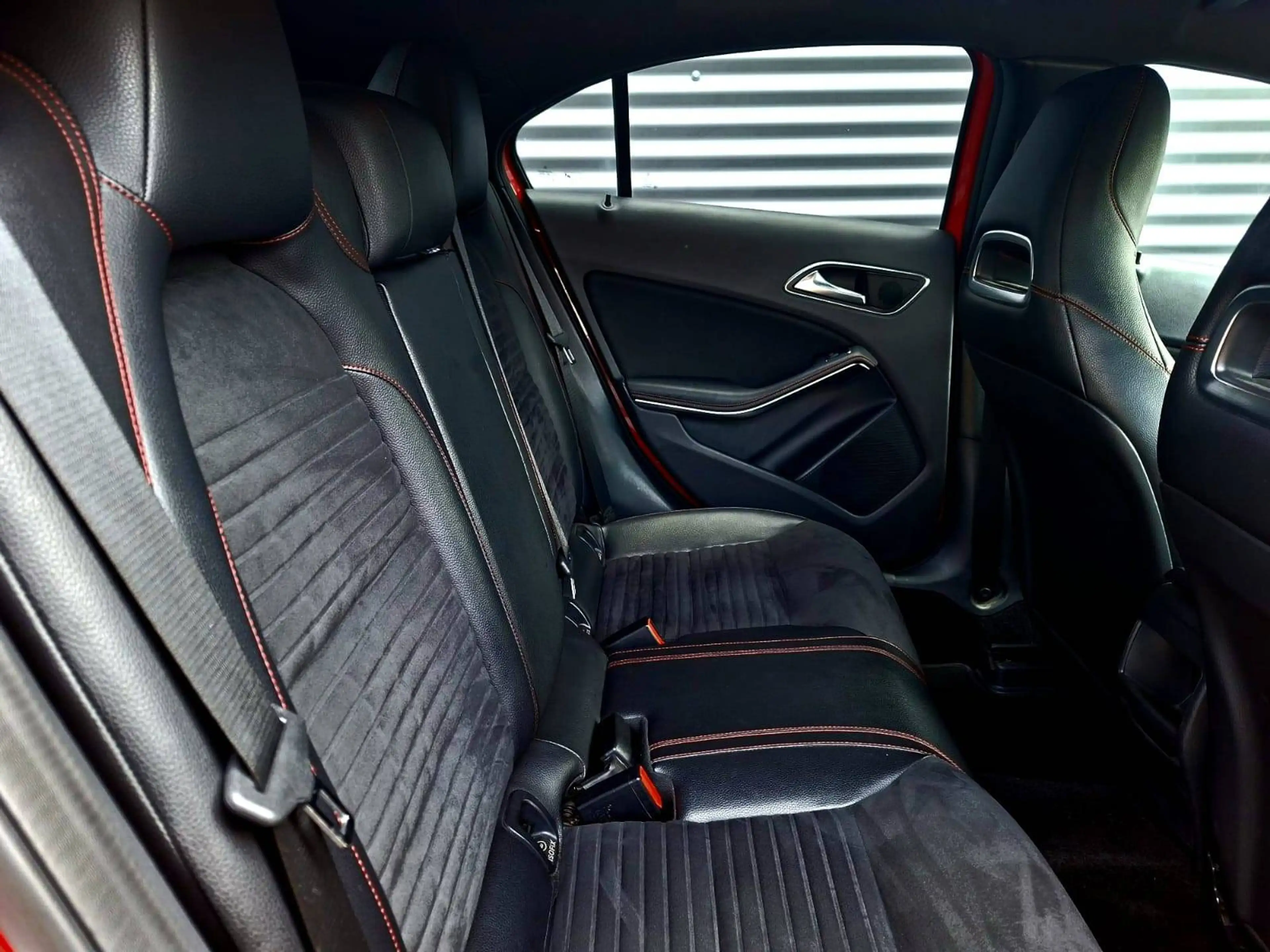 Mercedes-Benz A 180 🔺A180*PACK AMG TOIT OUVRANT*ENON/CARPASS*CARPLAY🔺 — photo 11
