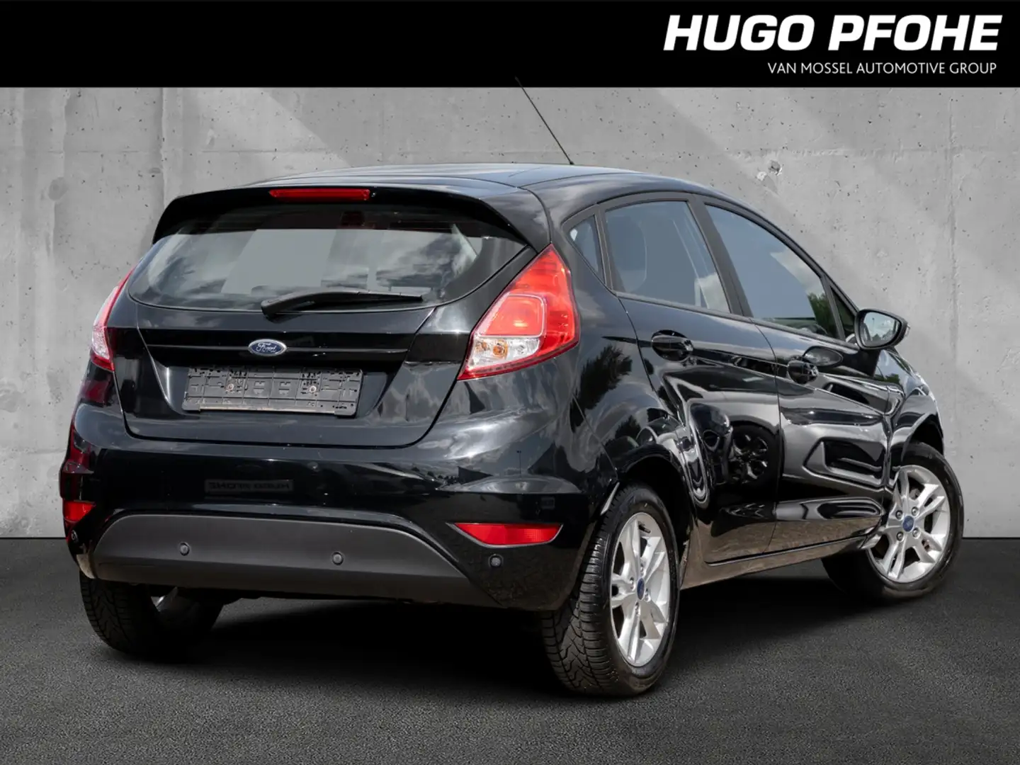 Ford Fiesta Schwarz - 2