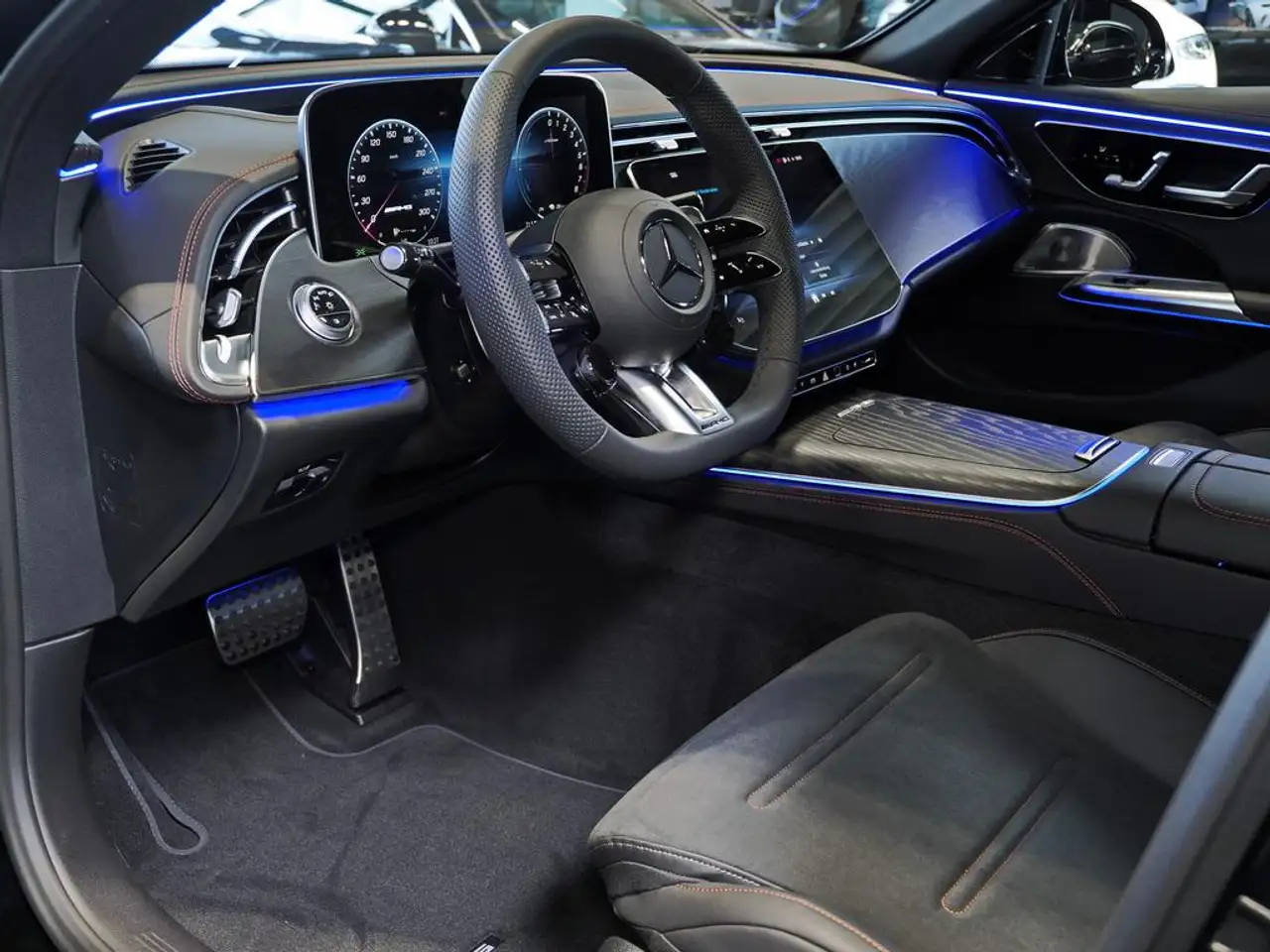 Mercedes-Benz E-Class Hybr 4m+ T NIGHT-II PANO AHK 20-ZOLL, миниатюра 6