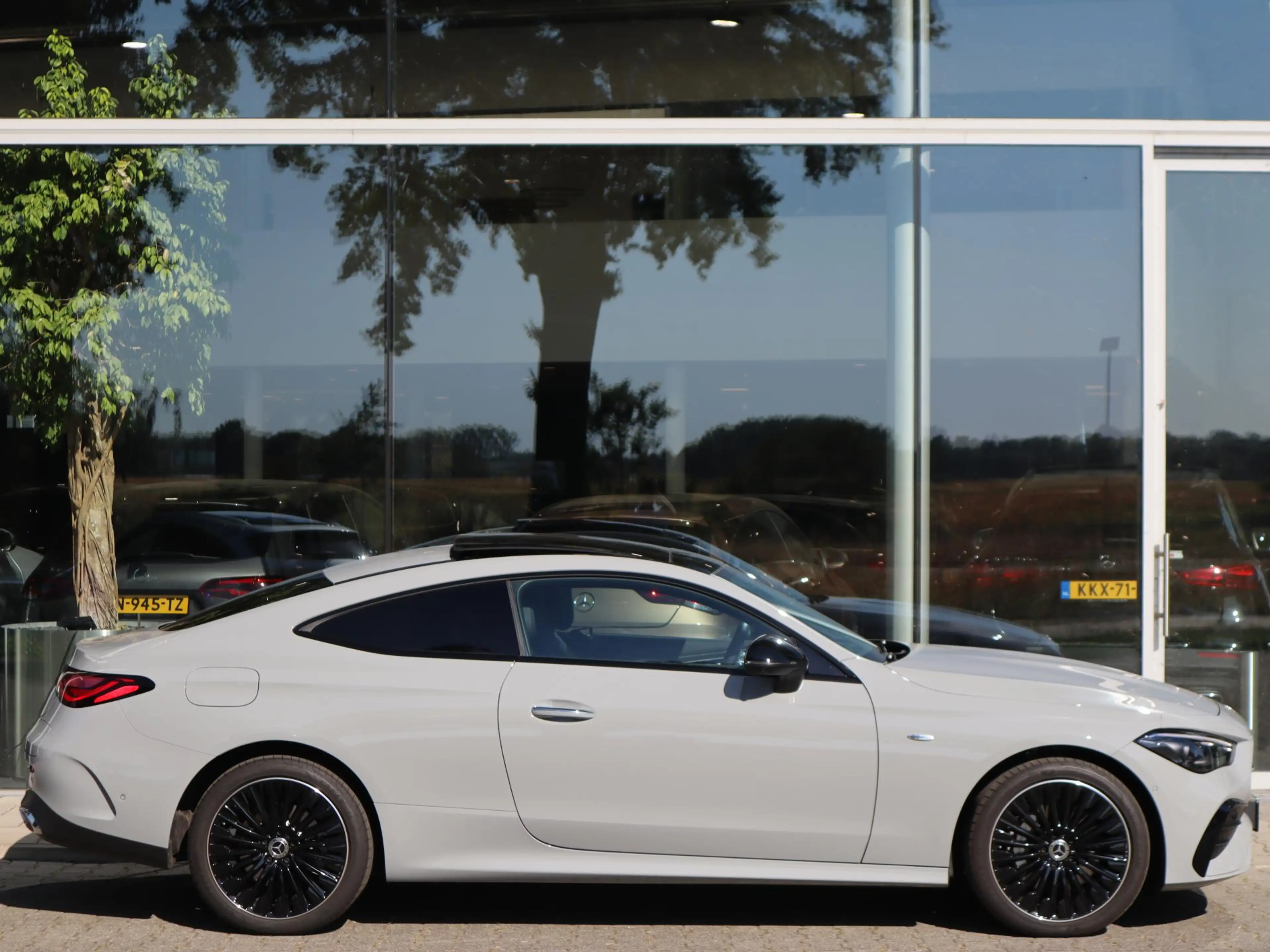 Mercedes-Benz CLE 300 Coupé e EQ Hybrid Autom. — photo 5