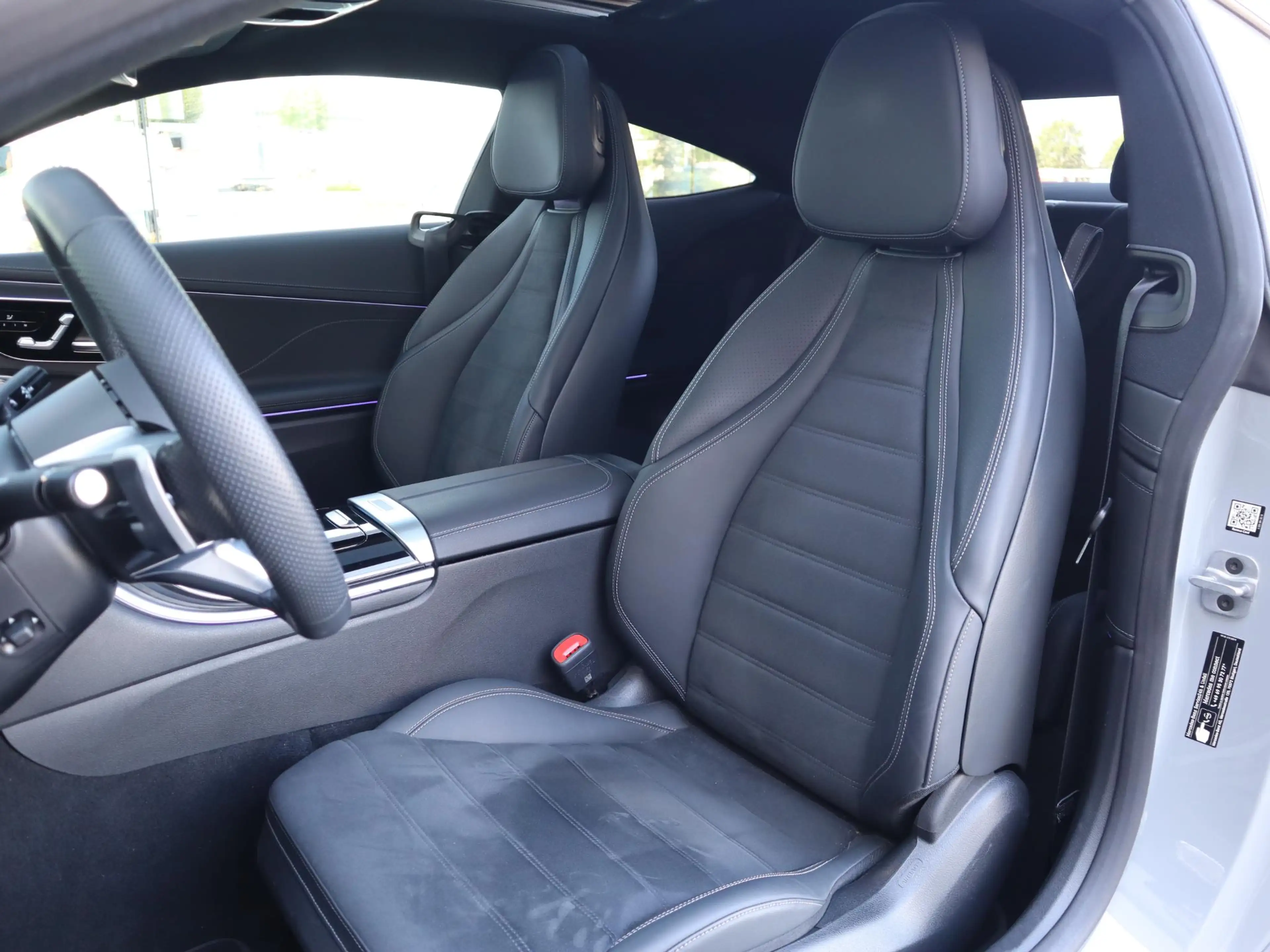 Mercedes-Benz CLE 300 Coupé e EQ Hybrid Autom. — photo 12