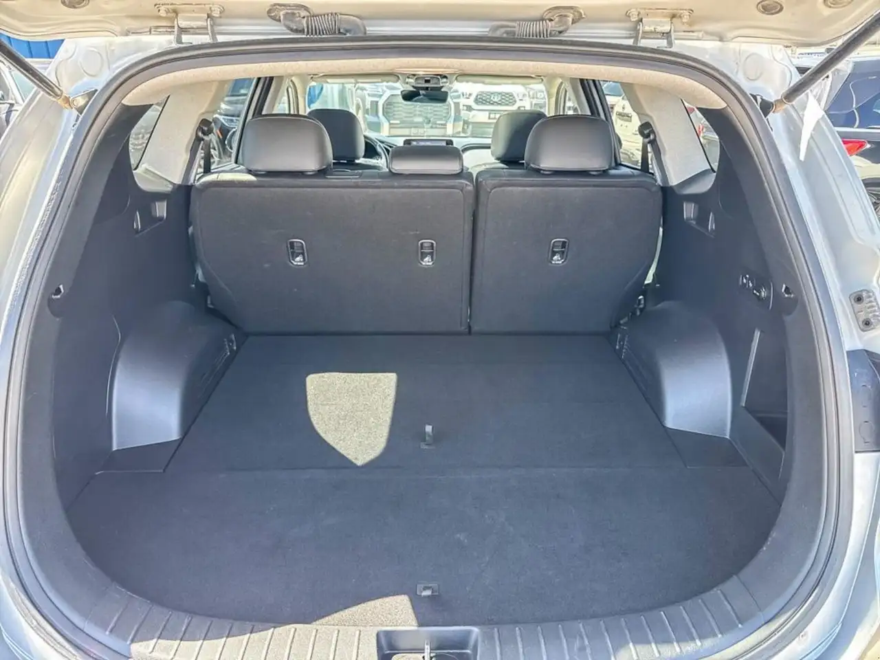 Hyundai SANTA FE снимка Hyundai SANTA FE
