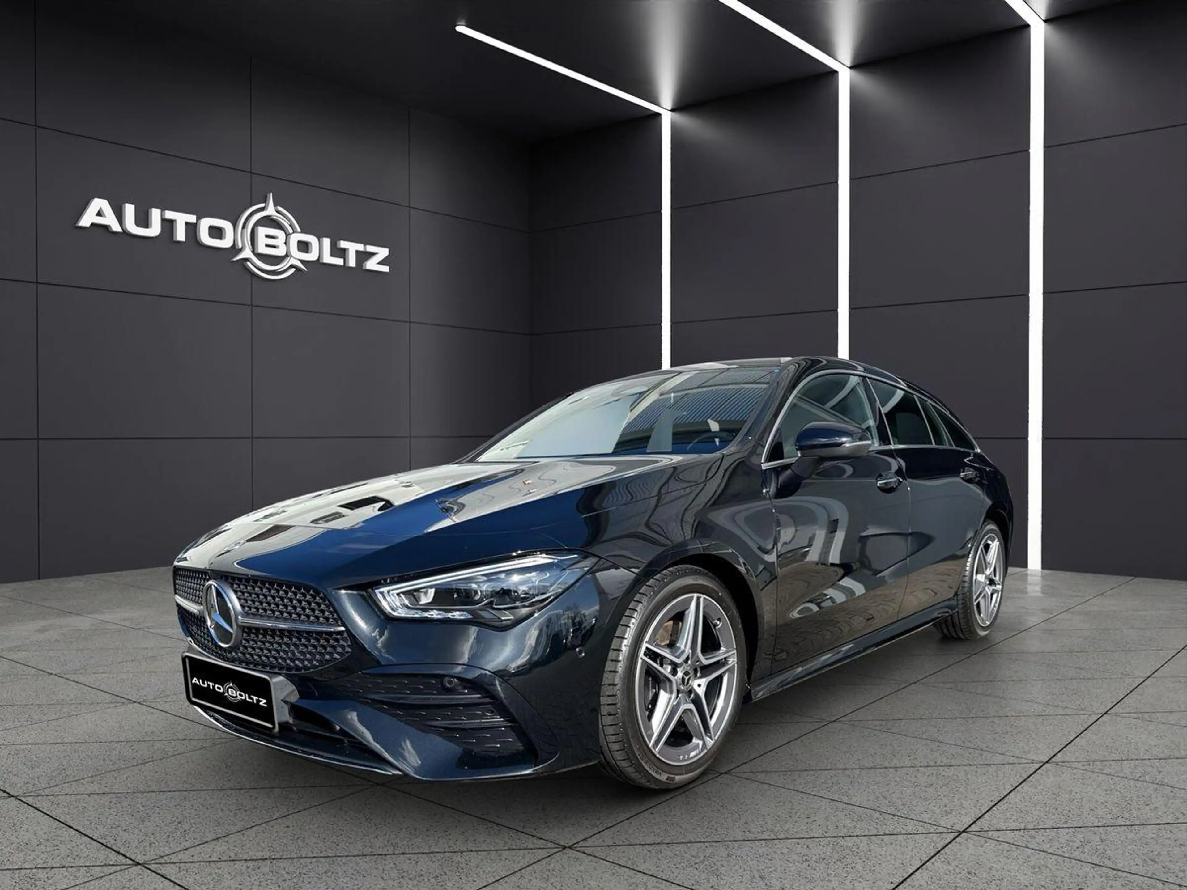 Mercedes-Benz CLA 200 AMG Distronic