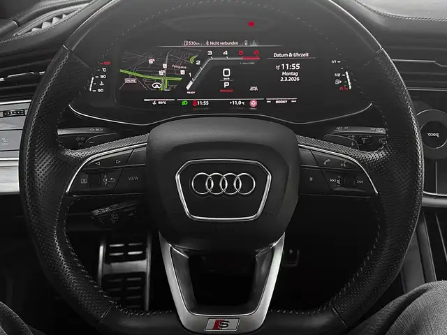 Audi SQ8 view 13