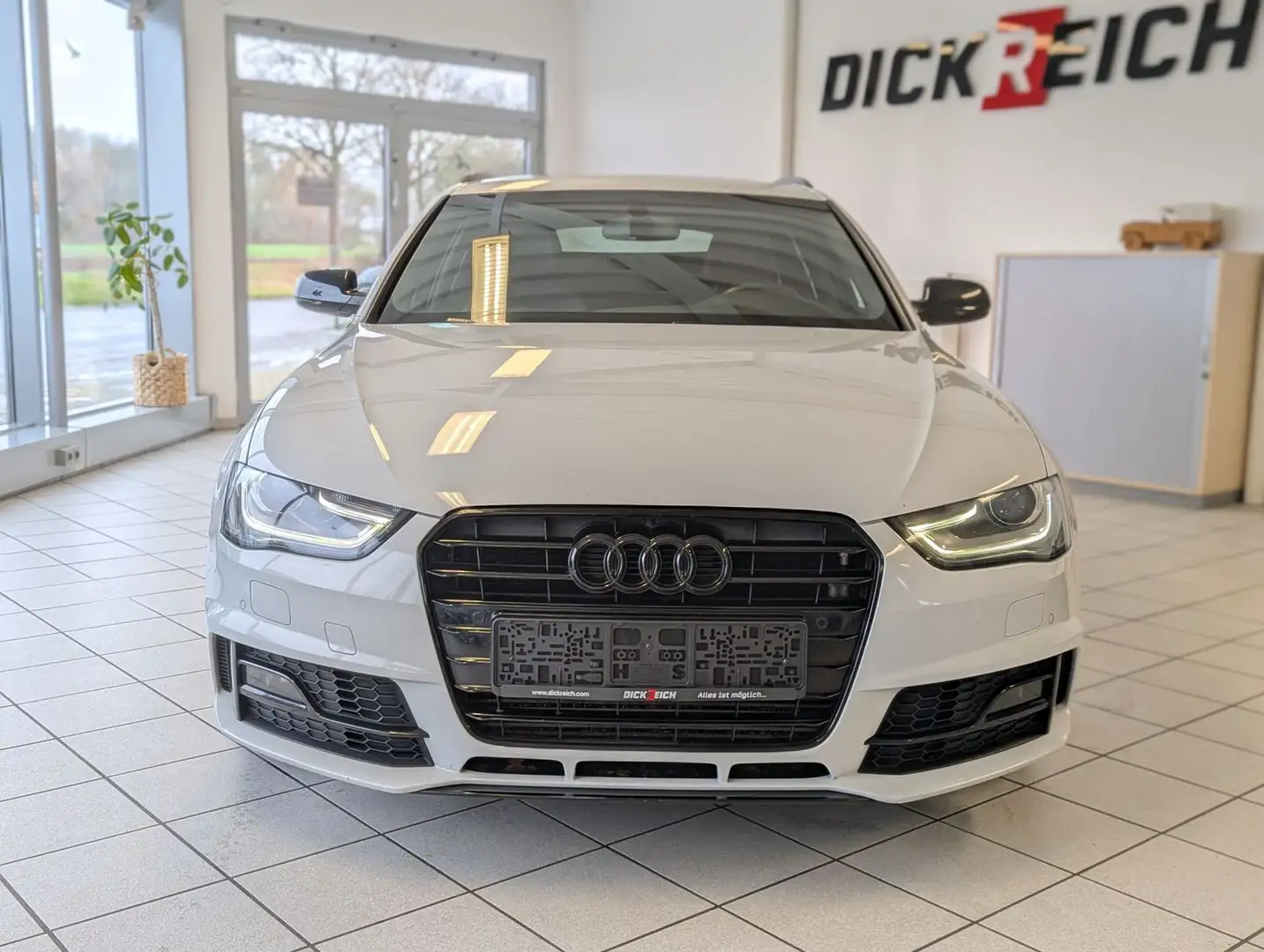 Audi A4 1.8 TSFI S-Line Xenon-Plus MMI T-Leder Orange - 2