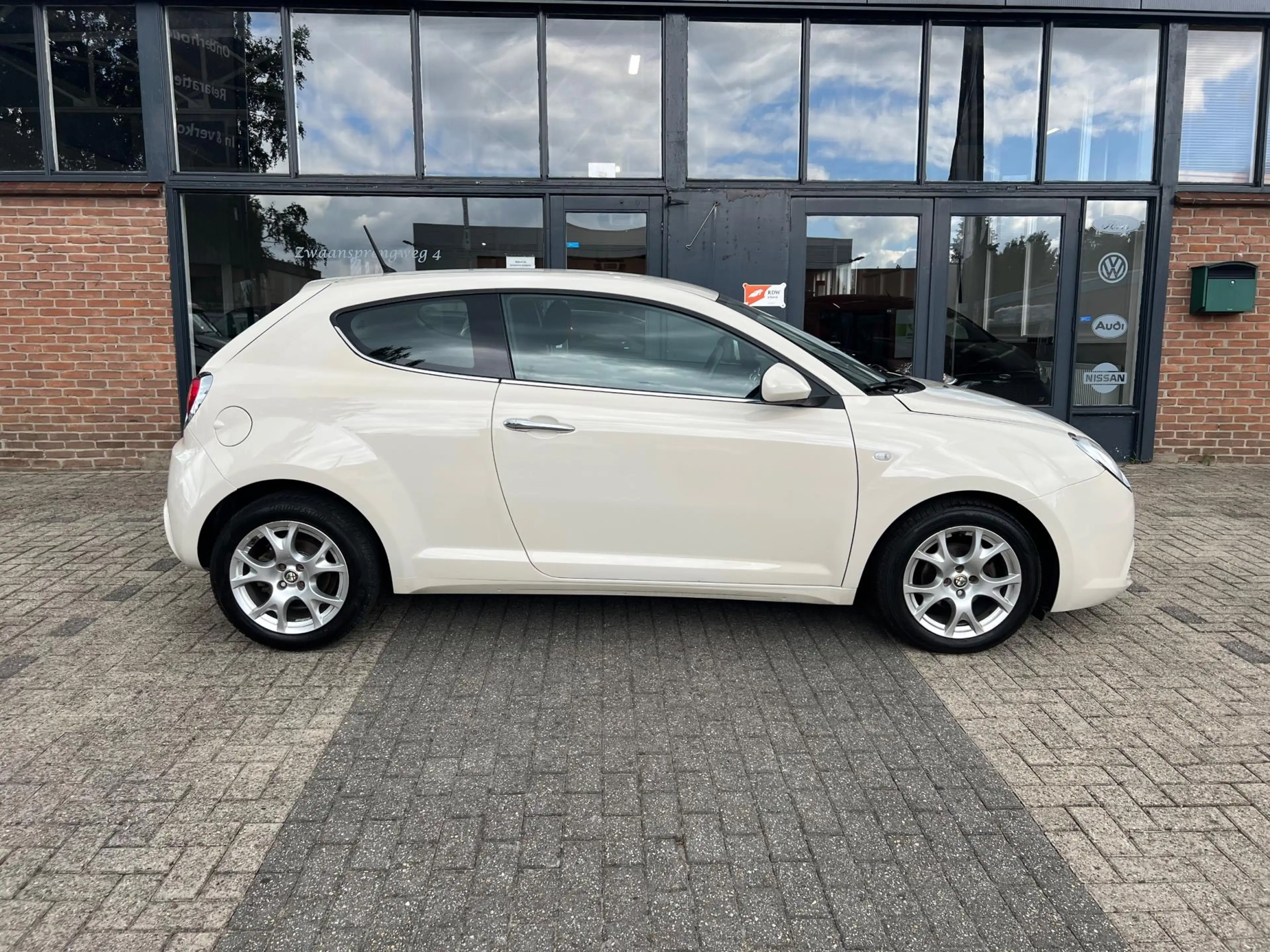 Alfa Romeo MiTo 1.4 Multiair, Cruice control, Climate control — photo 6