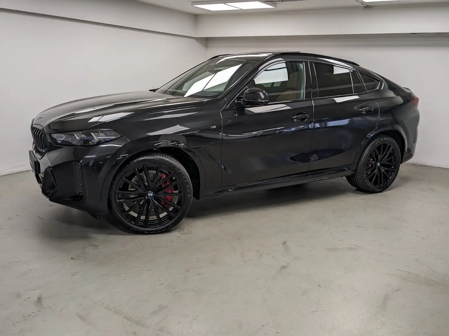 BMW X6 xDrive40d M Sport Pro + B&W + DA Prof. + Pano Černá - 2