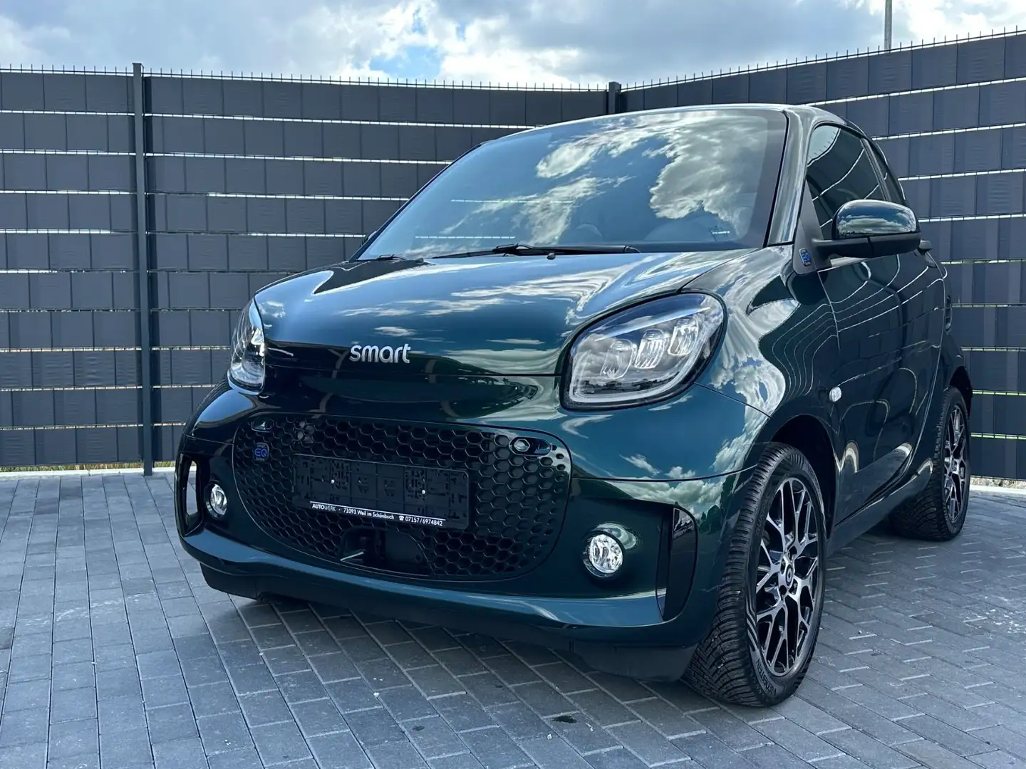 smart forTwo Coupé EQ PRIME*AUTOMATIK*CAM*LED*22kw Grün - 1