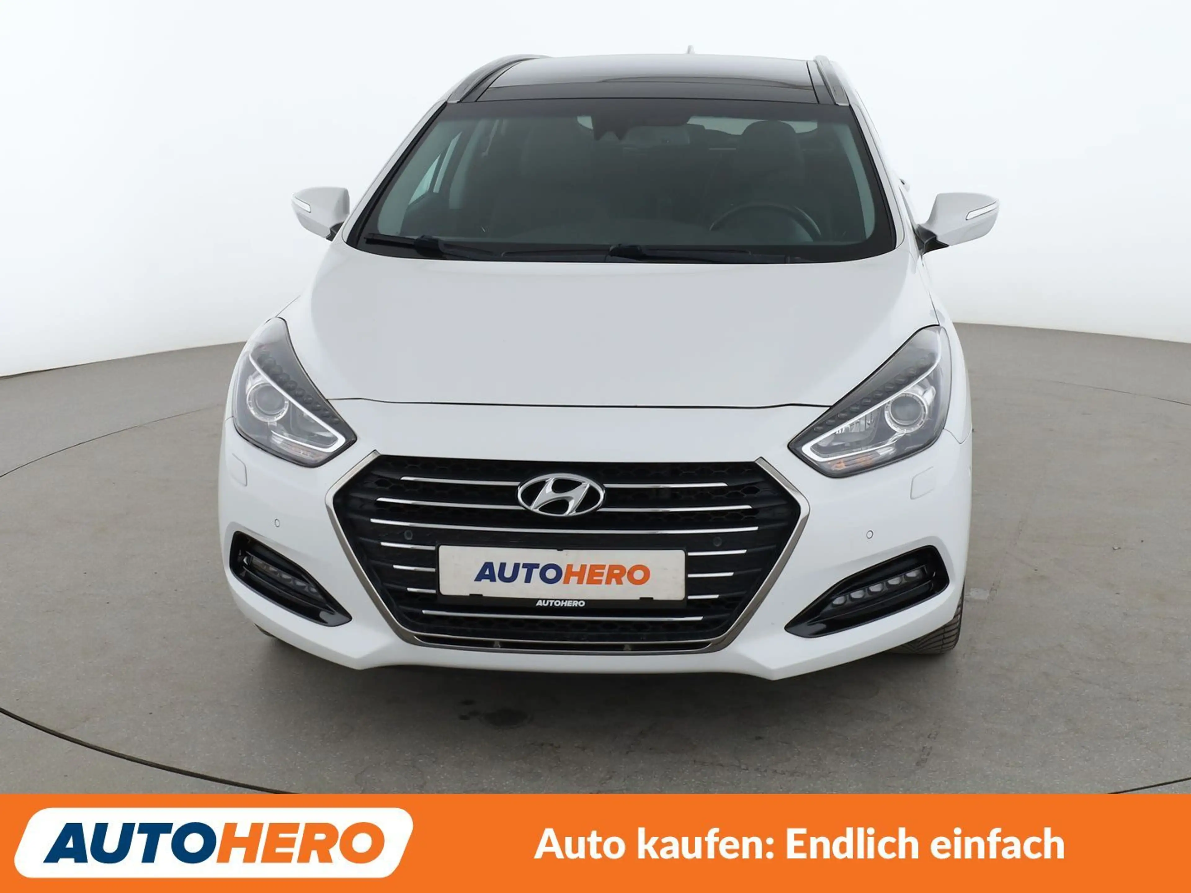 Hyundai i40 1.7 CRDi Premium Blue*NAVI*TEMPO*CAM*PDC*SHZ*KLIMA — photo 8