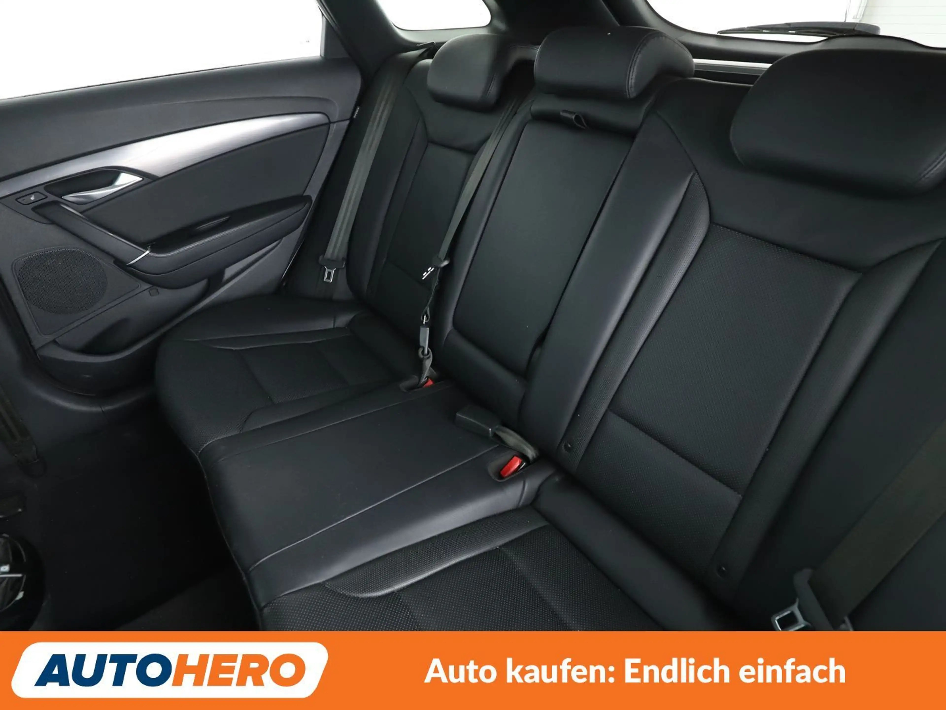 Hyundai i40 1.7 CRDi Premium Blue*NAVI*TEMPO*CAM*PDC*SHZ*KLIMA — photo 13