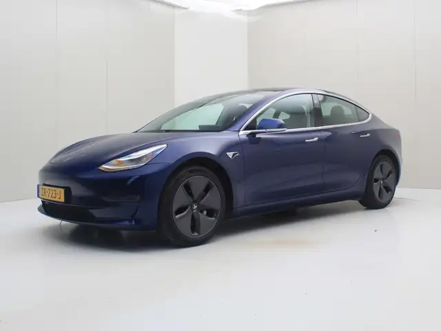 Tesla Model 3 Standard Plus RWD Tesla Model 3 Standard RWD Plus