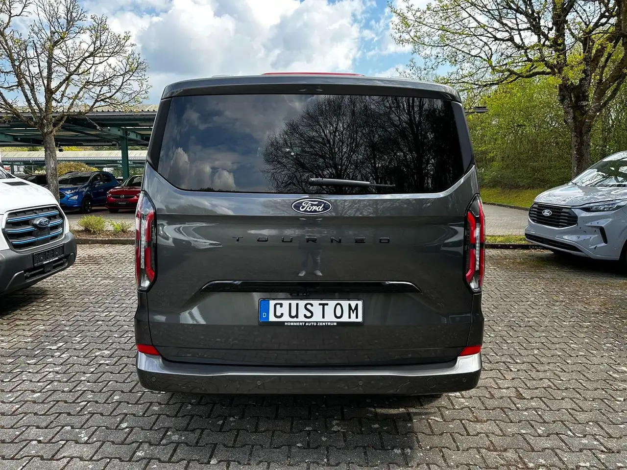 Ford Tourneo Custom Titanium X 320 L2 ACC*PANO*360*B&O 10
