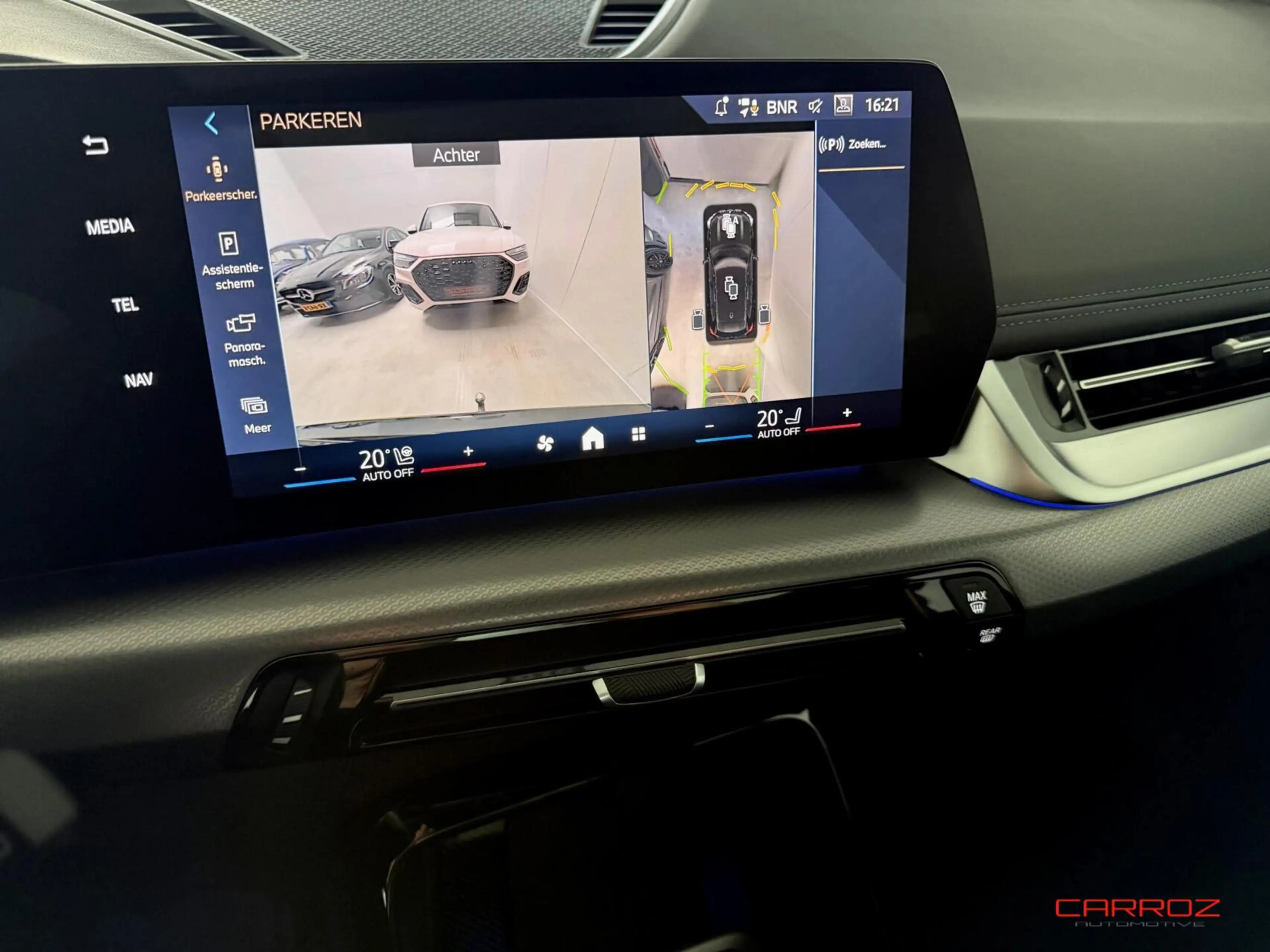 BMW iX1 xDrive30 M Sport Pano H&K HUD Trekhaak — photo 10