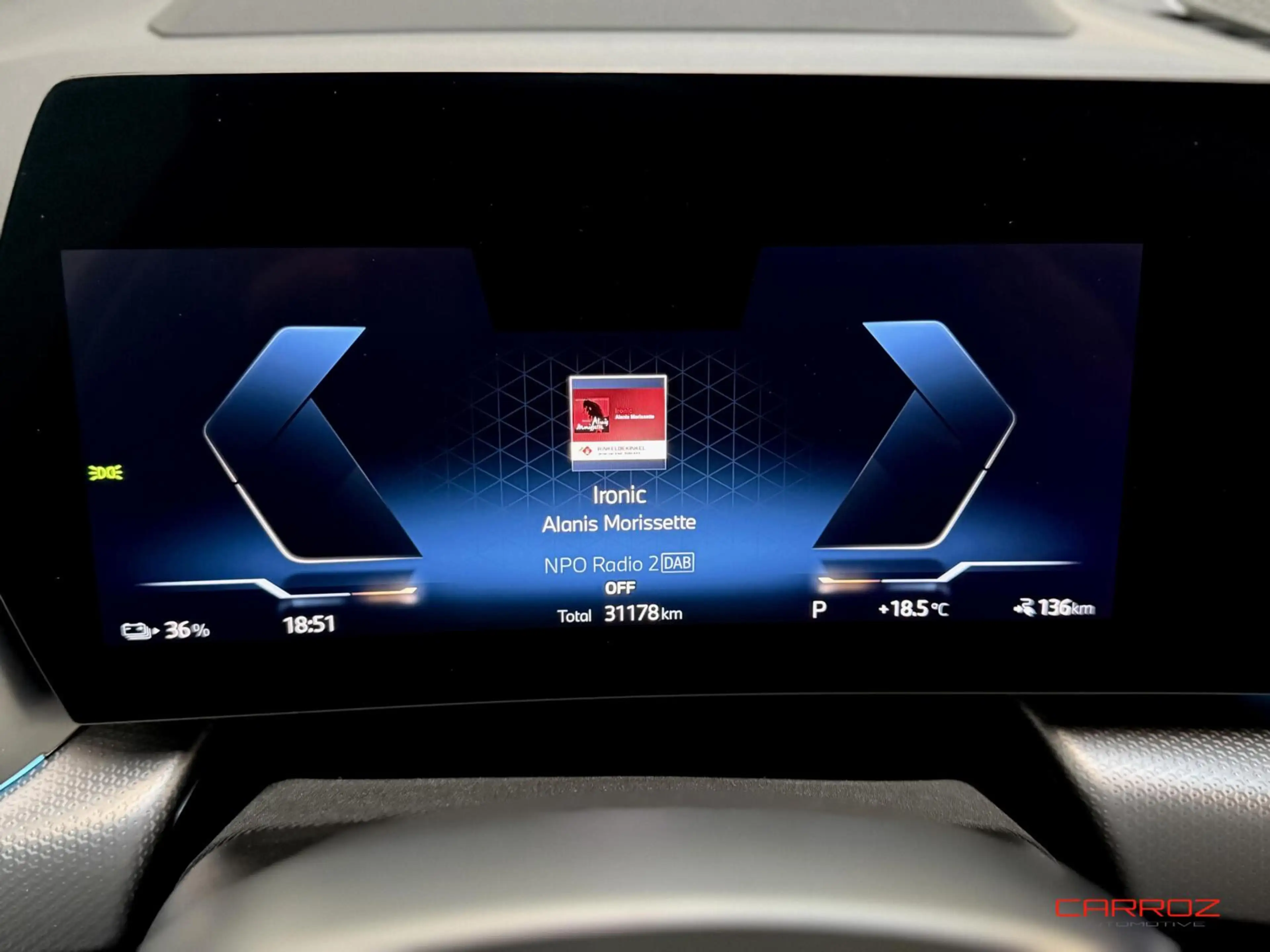 BMW iX1 xDrive30 M Sport Pano H&K HUD Trekhaak — photo 5