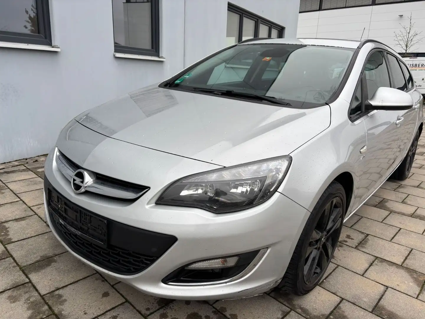 Opel Astra J Sports Tourer Active Silber - 2