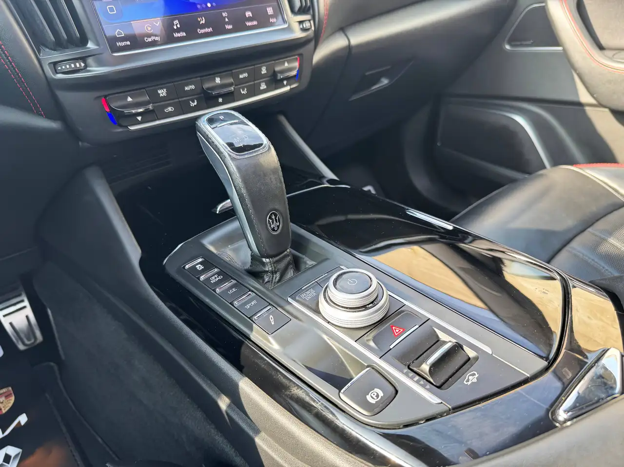 Maserati Levante 2021 — фото 12